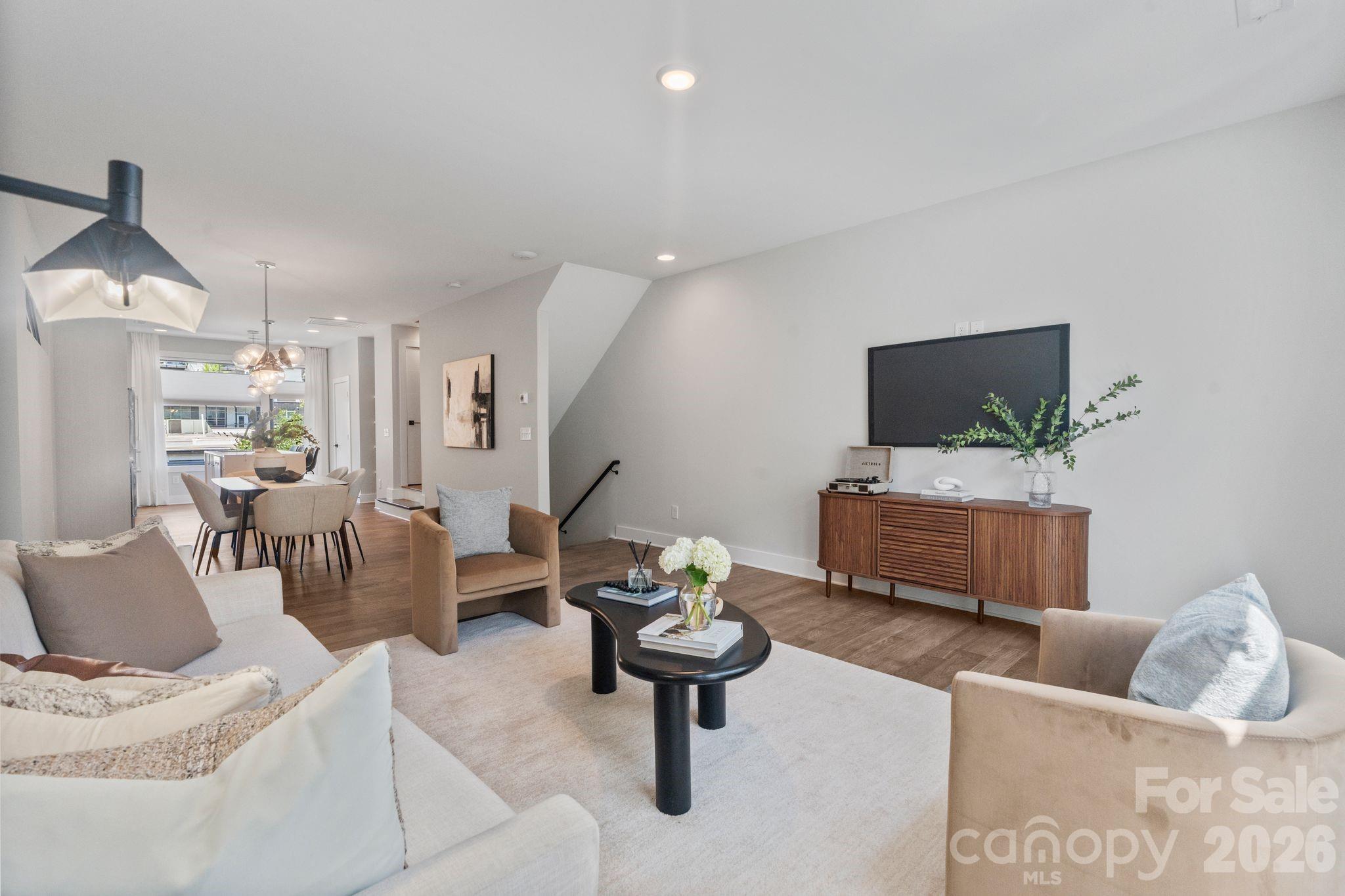 1218 Minter Place — Charlotte