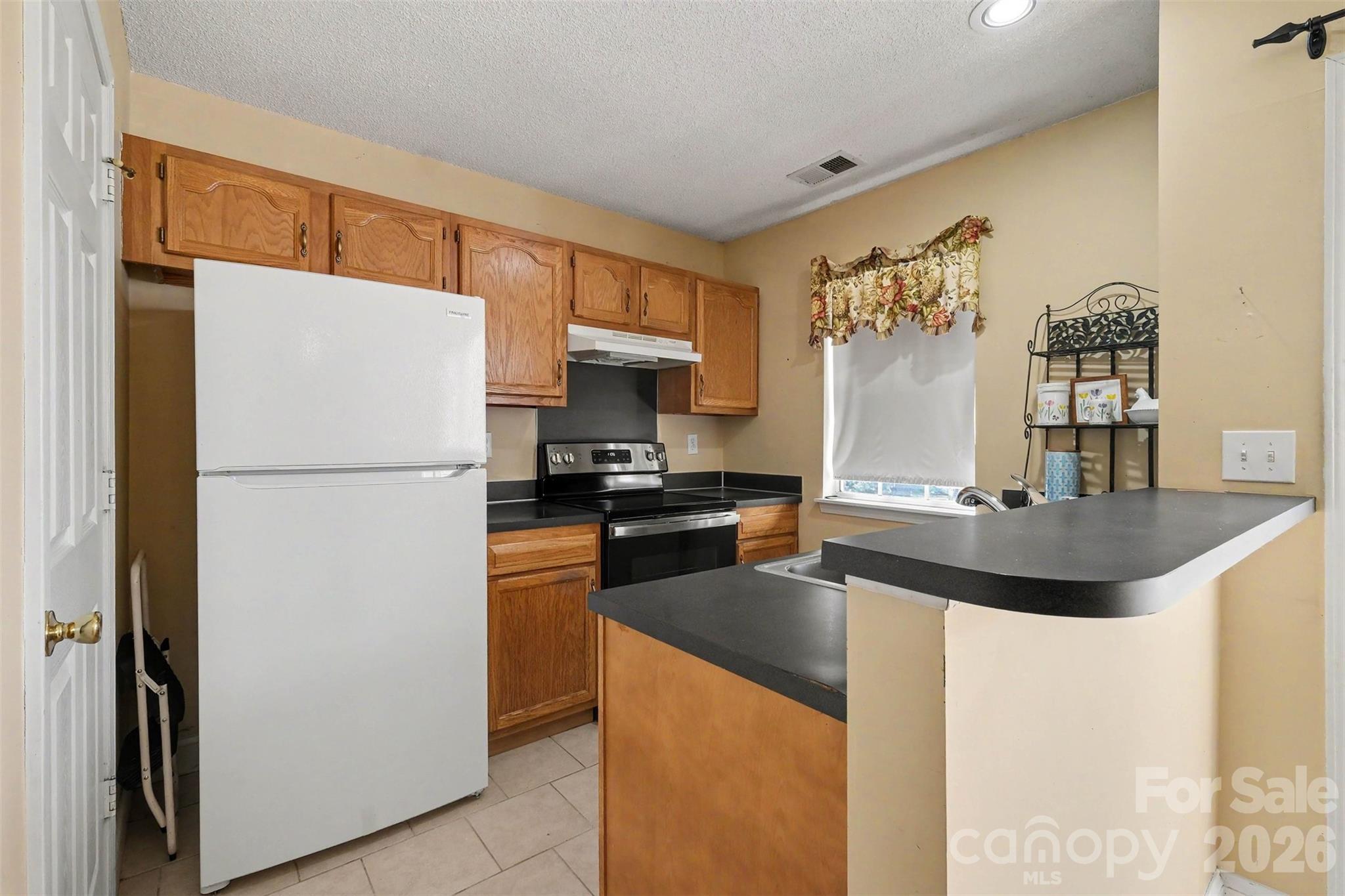 9132 Charminster Court — Charlotte