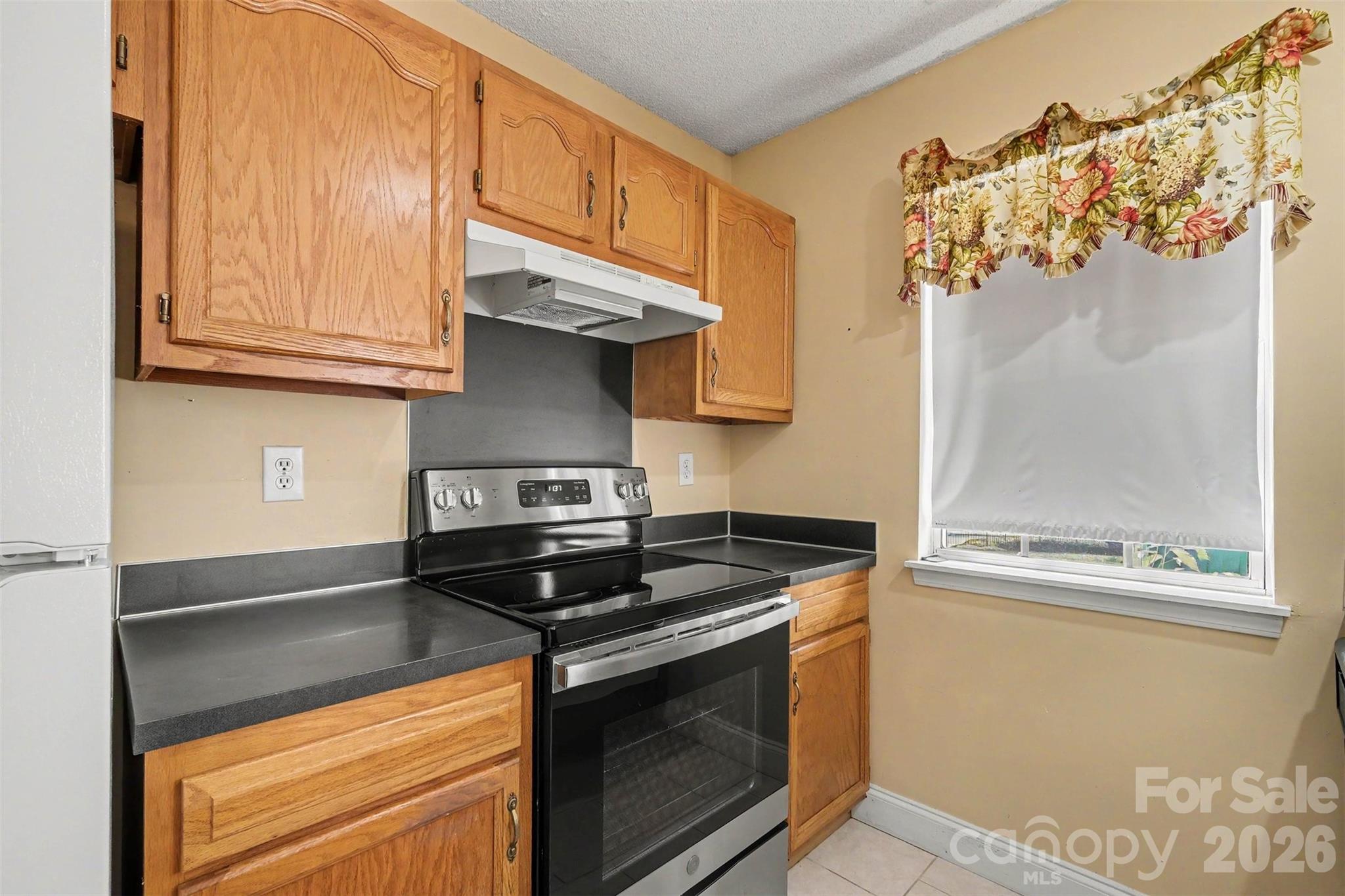 9132 Charminster Court — Charlotte