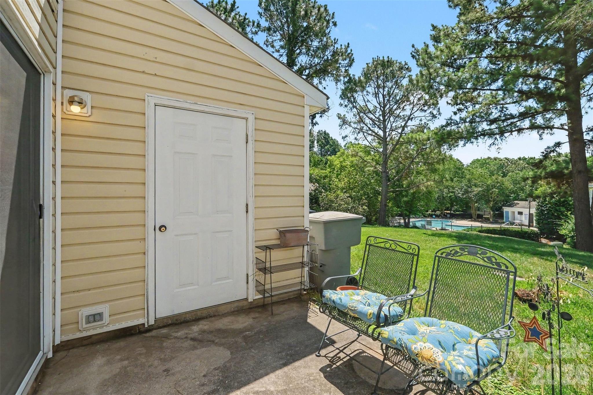 9132 Charminster Court — Charlotte
