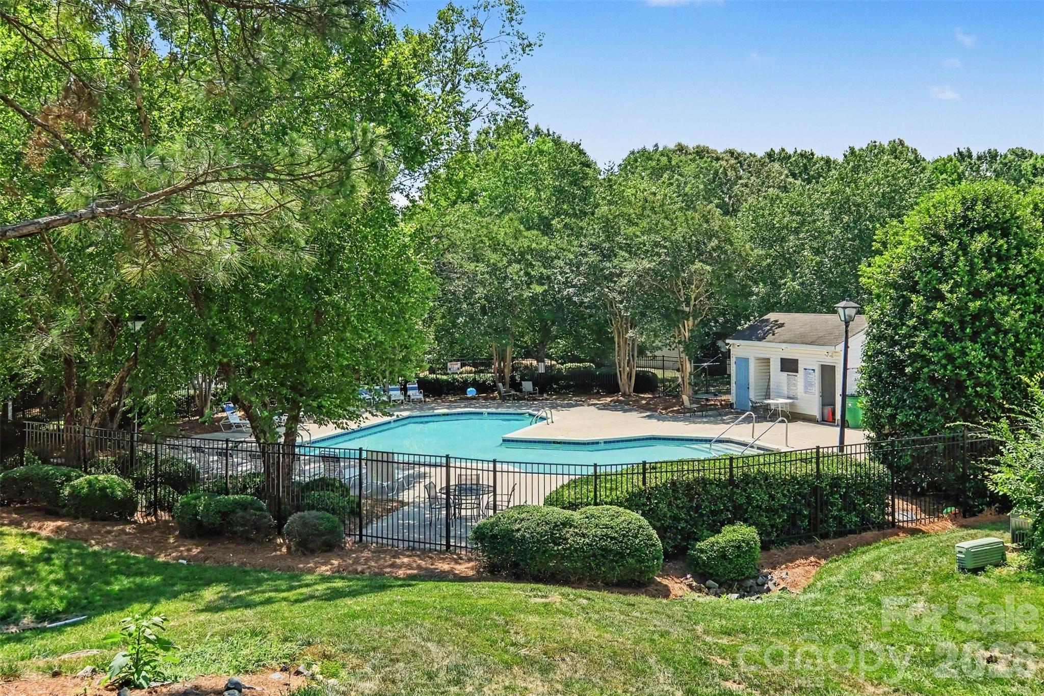 9132 Charminster Court — Charlotte