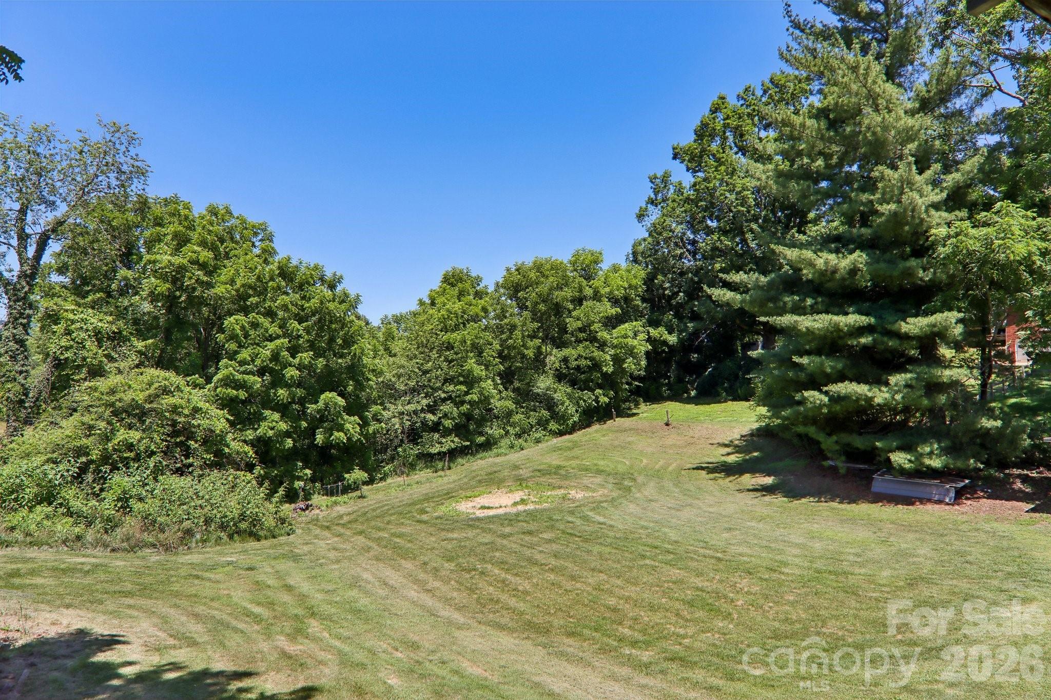 414 Skyline Drive — Canton