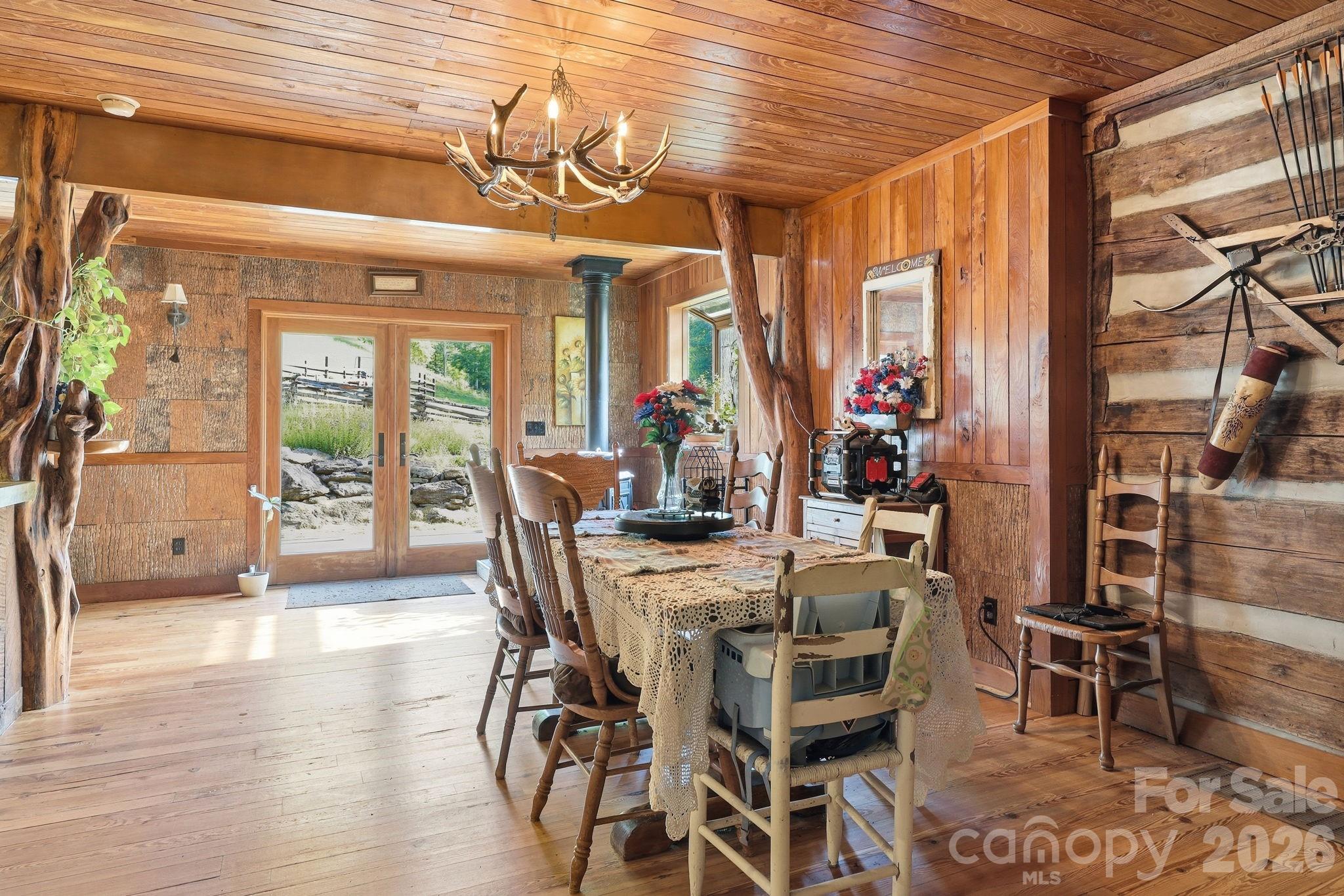 1005 Smith Creek Road — Mars Hill