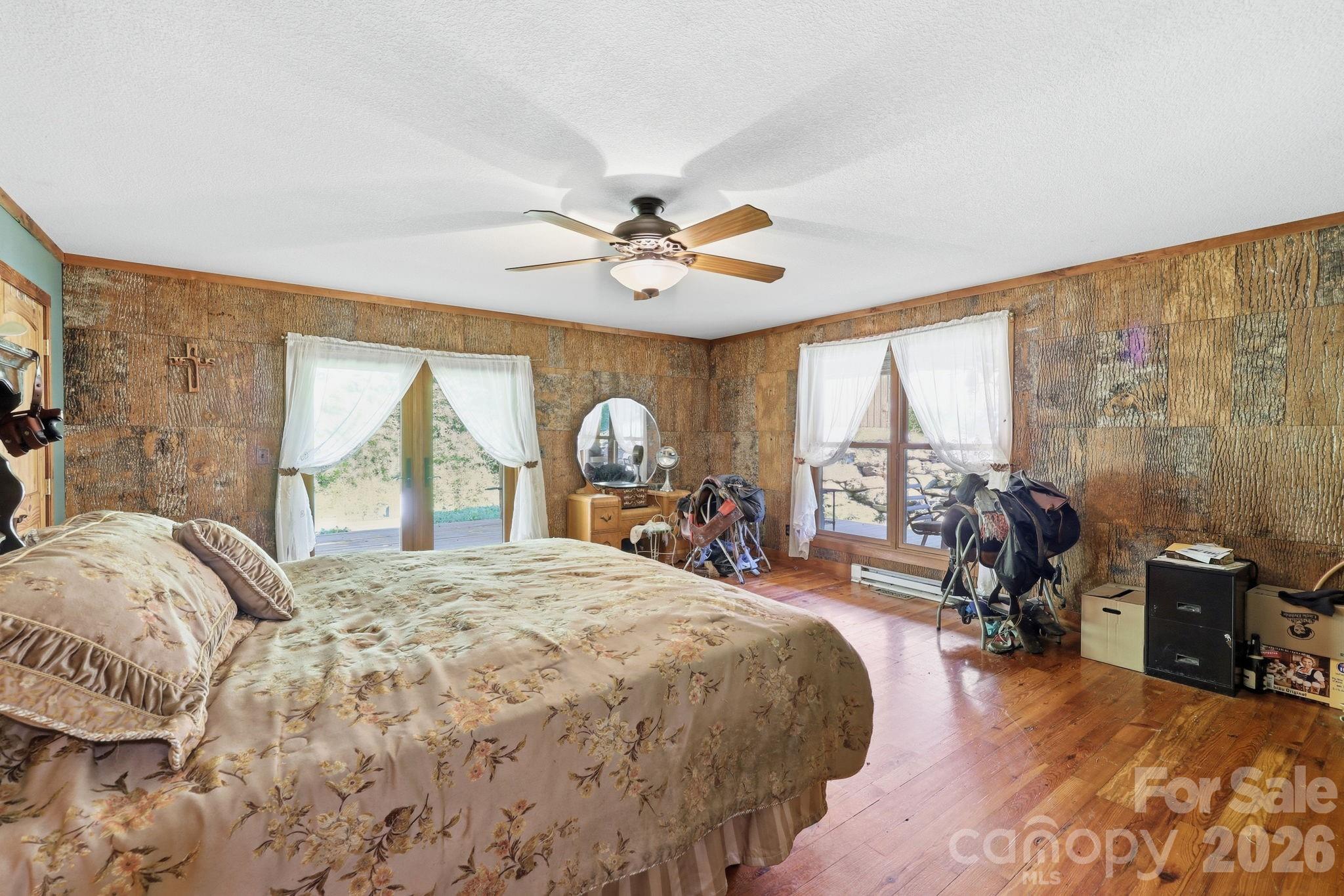 1005 Smith Creek Road — Mars Hill