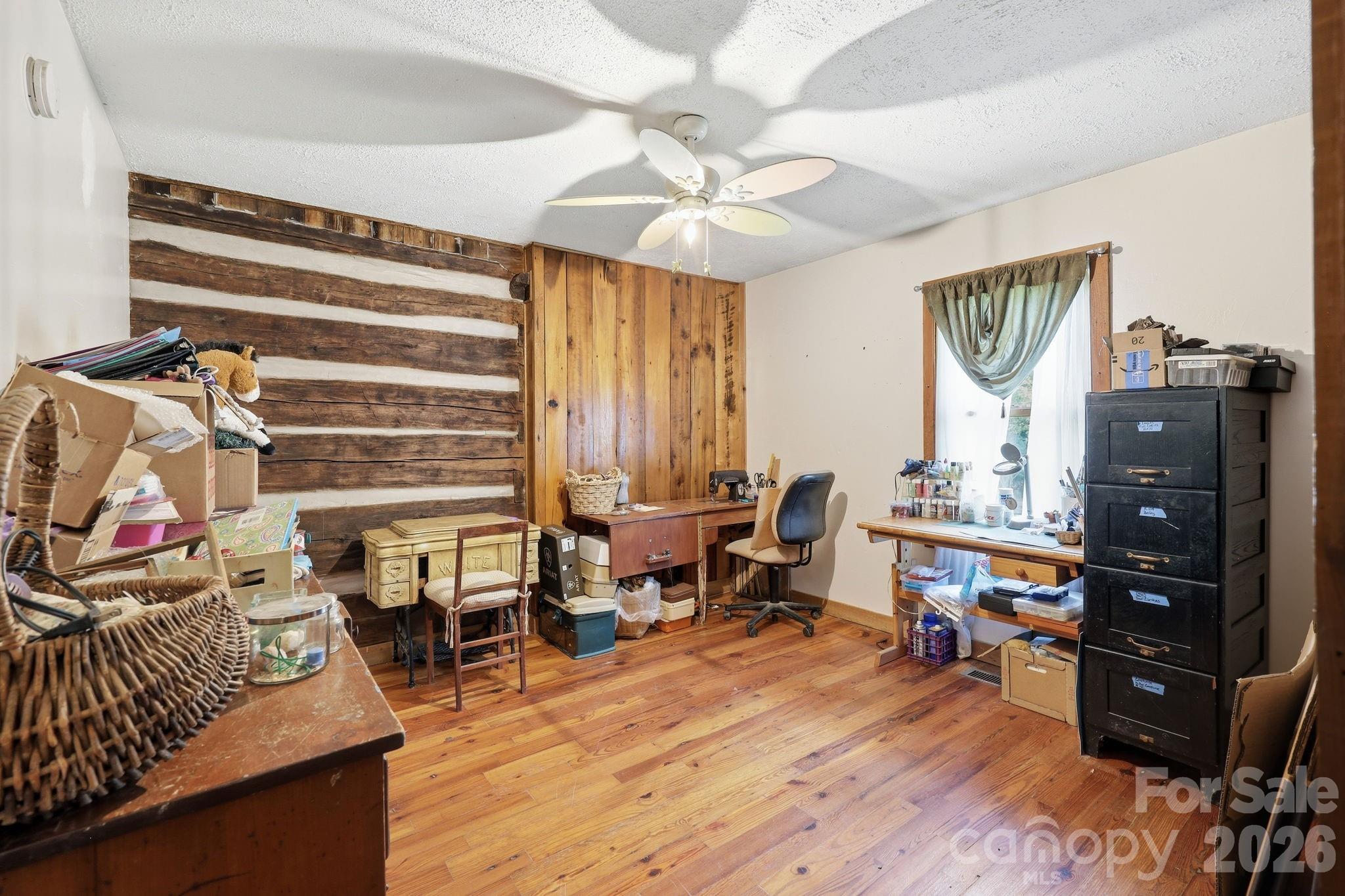 1005 Smith Creek Road — Mars Hill