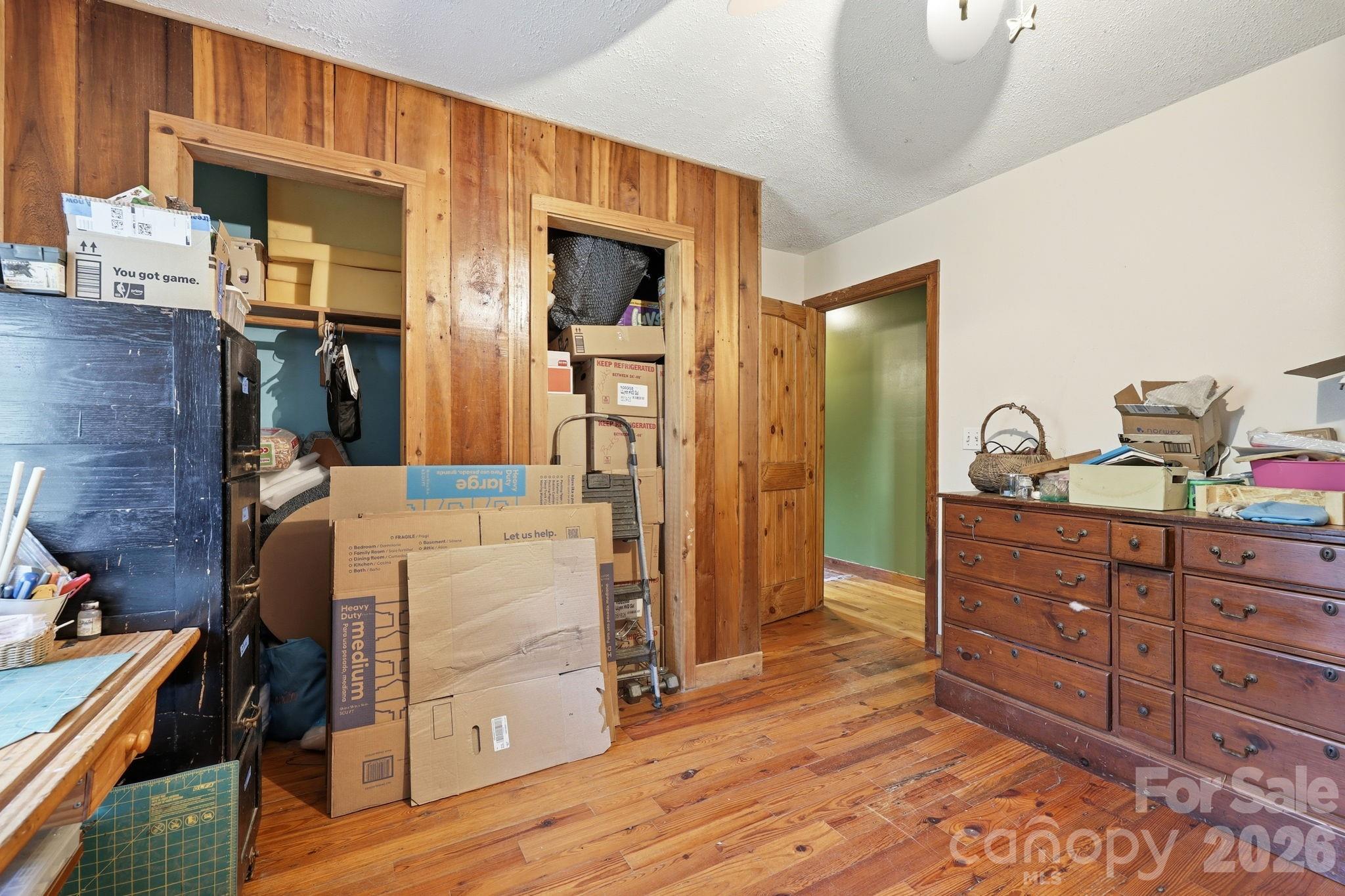 1005 Smith Creek Road — Mars Hill