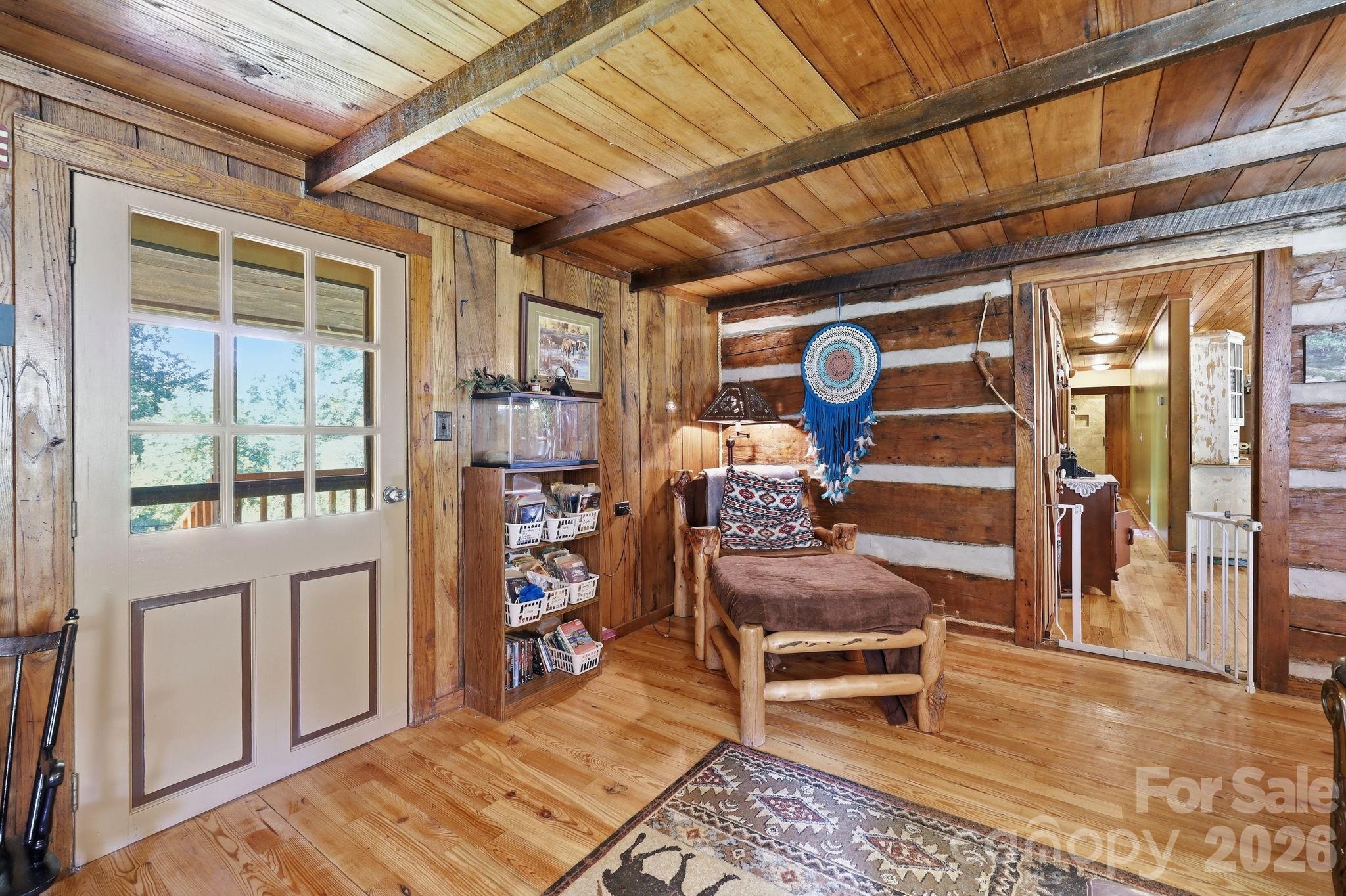 1005 Smith Creek Road — Mars Hill