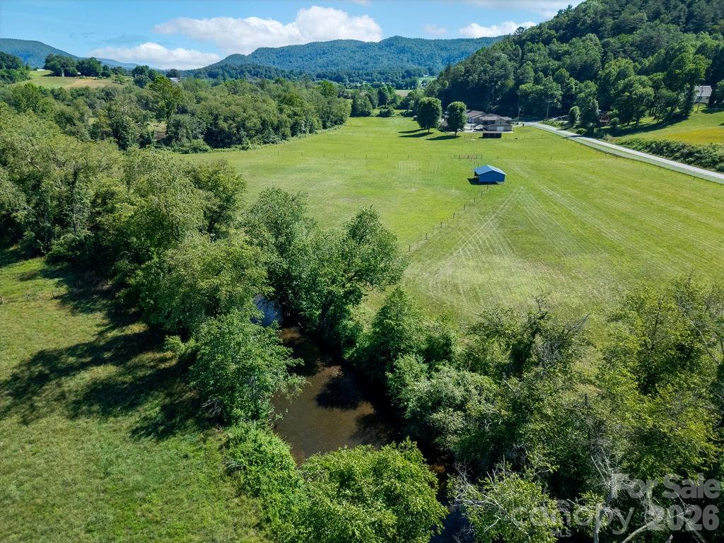 19 Helping Hands Way — Pisgah Forest