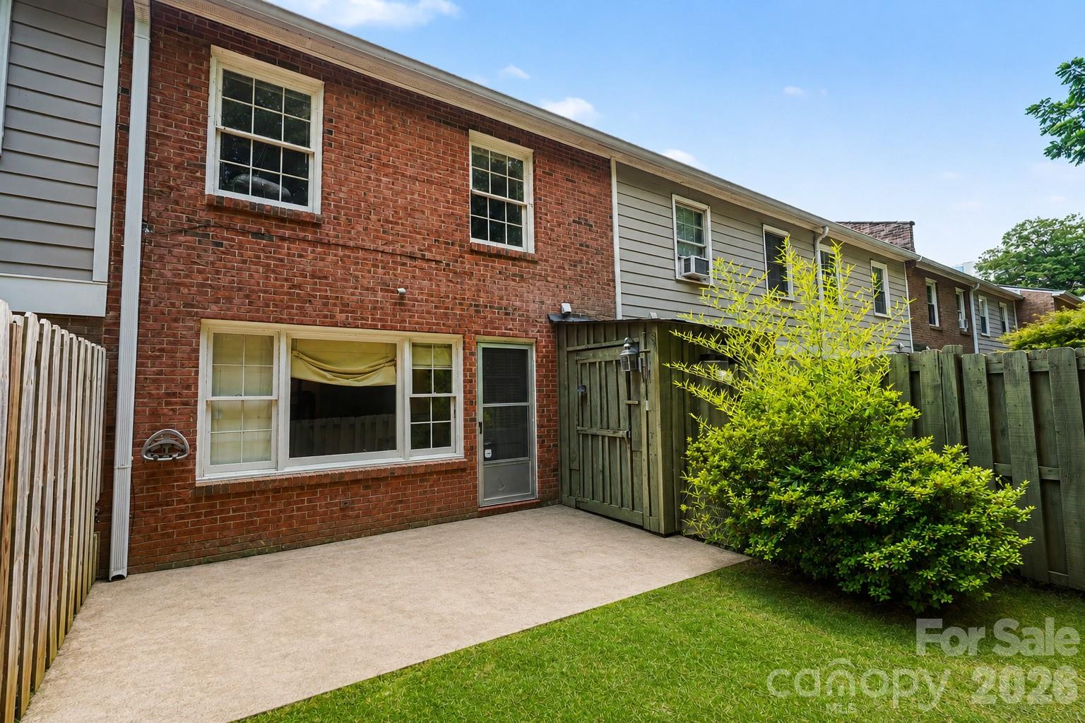 4605 Hedgemore Drive #H — Charlotte