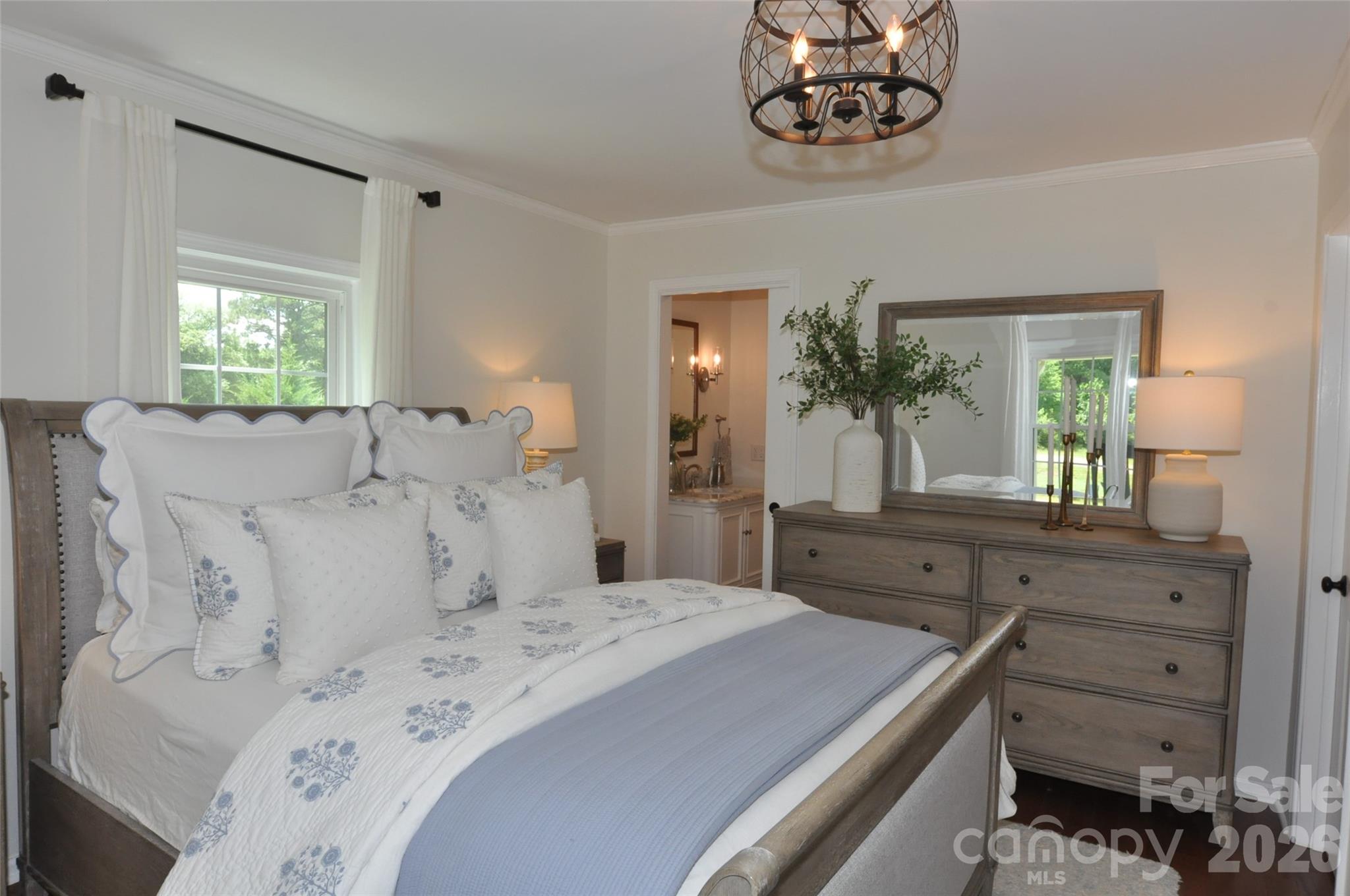 1834 Josie Road — Blackstock