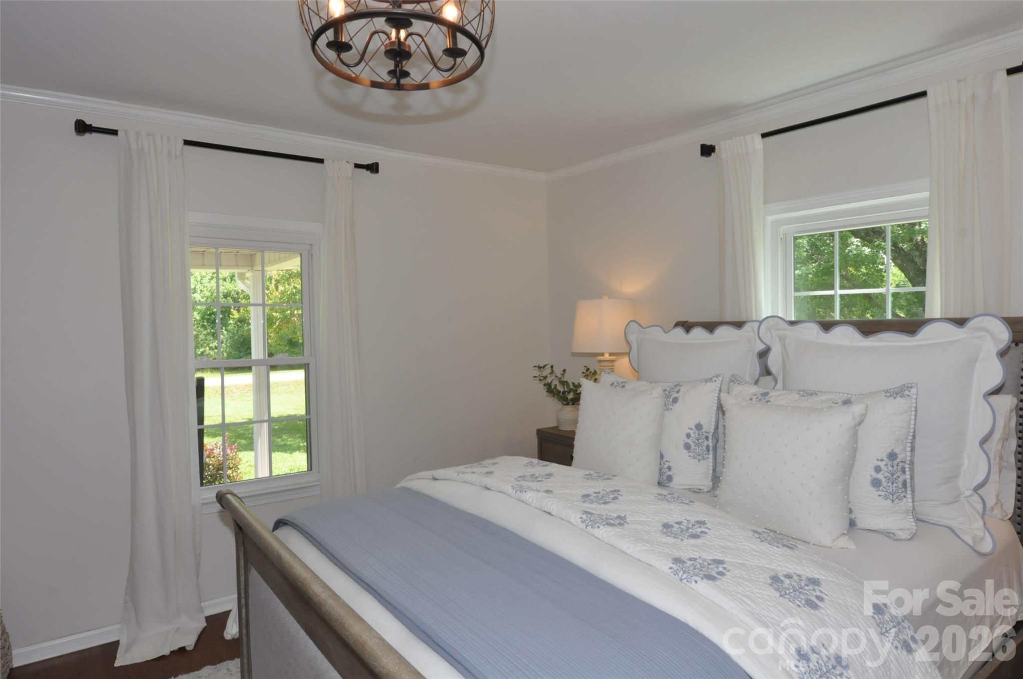 1834 Josie Road — Blackstock