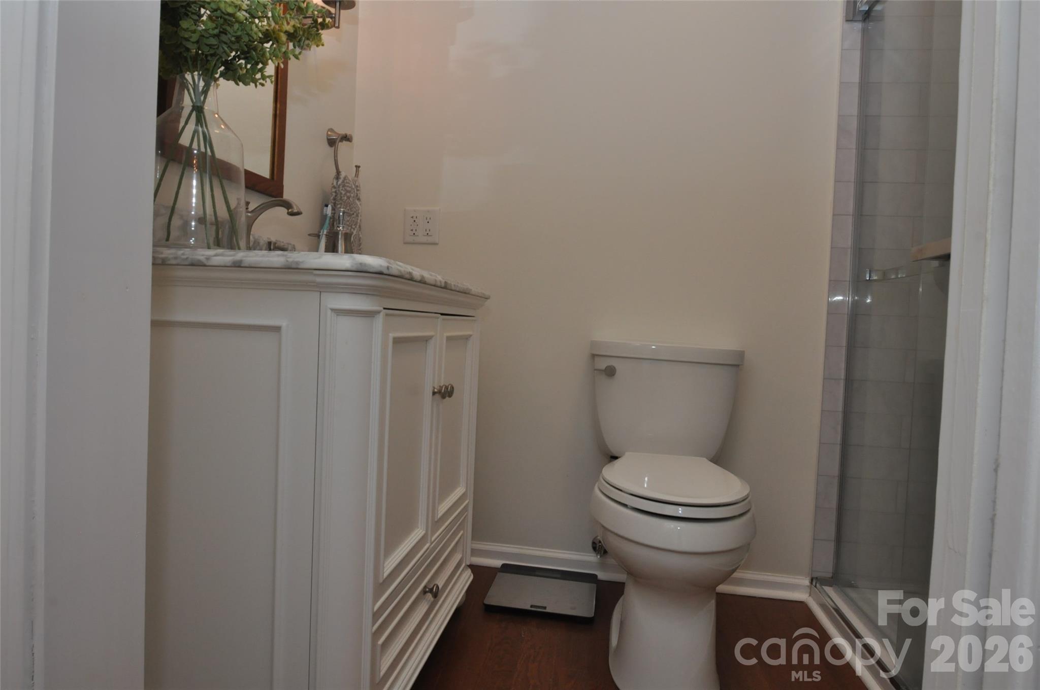 1834 Josie Road — Blackstock
