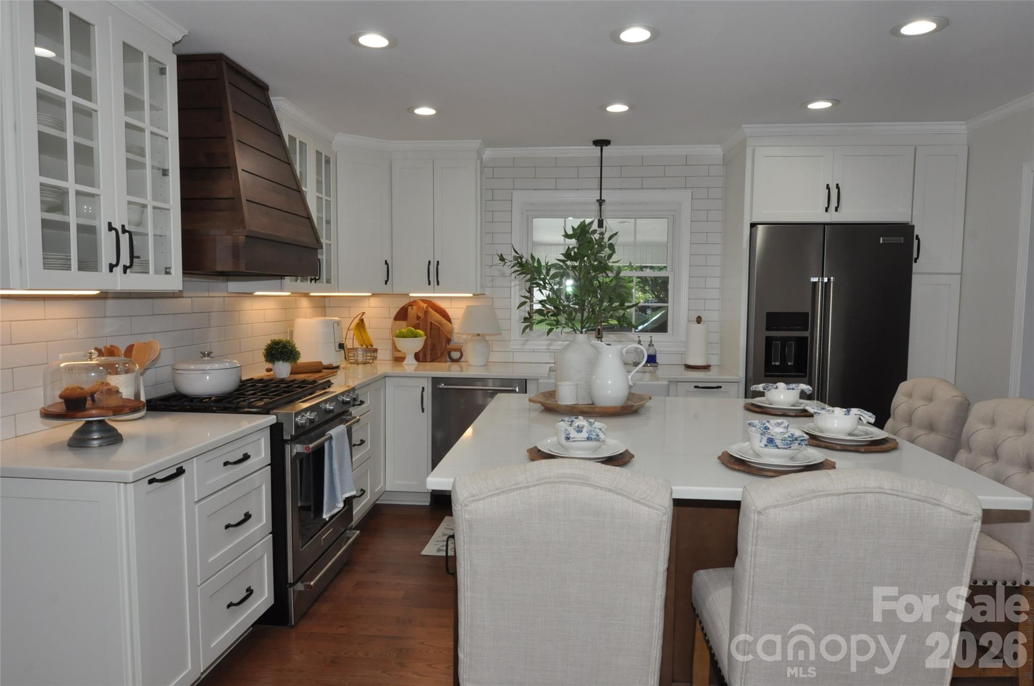 1834 Josie Road — Blackstock