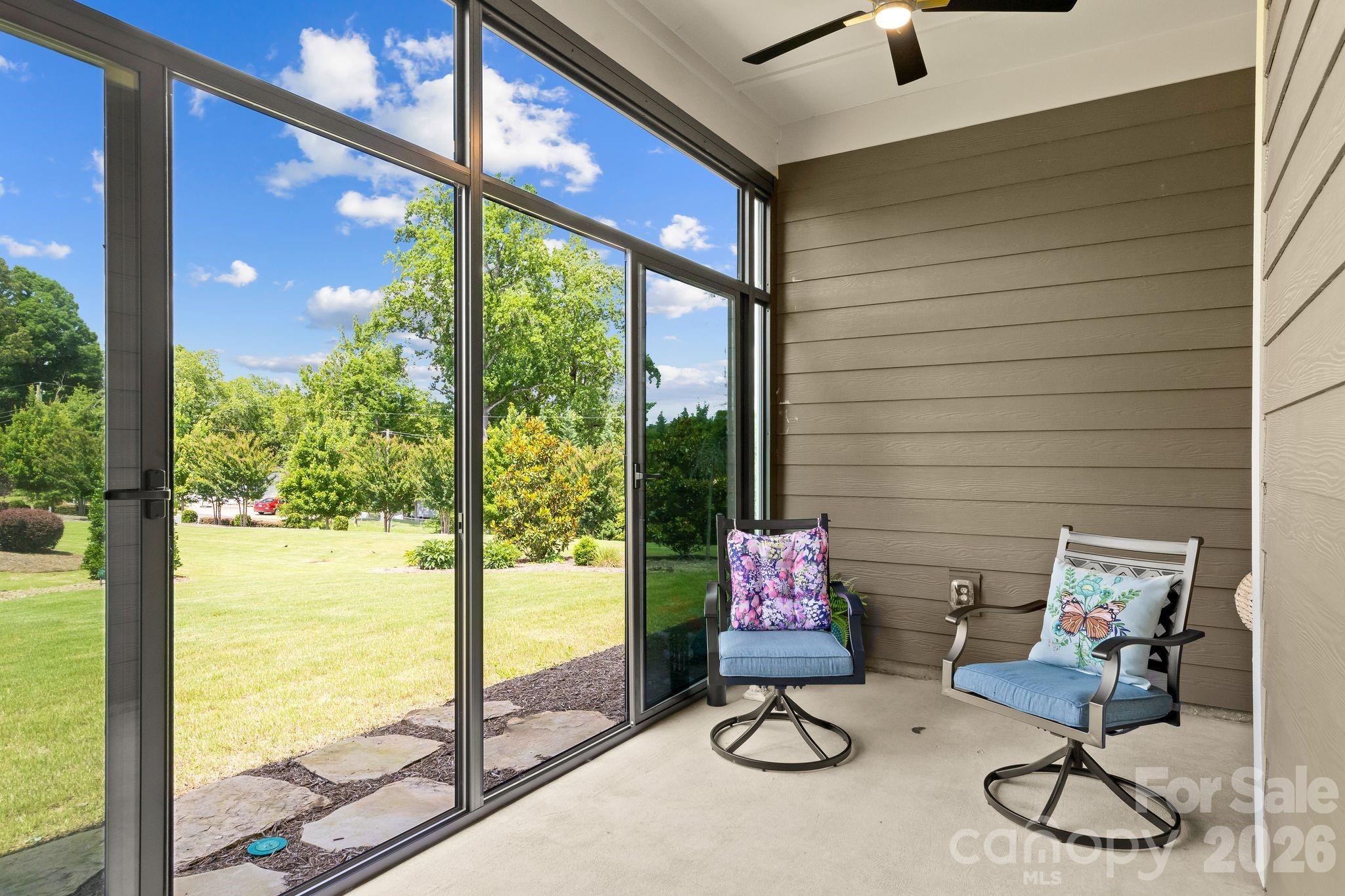 12047 Cove Court — Charlotte