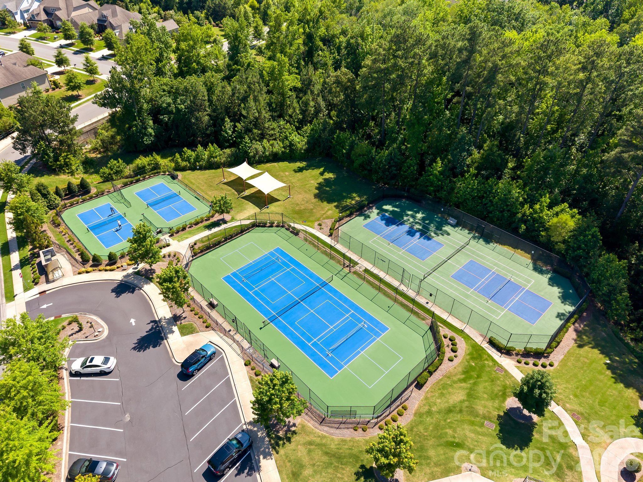 12047 Cove Court — Charlotte