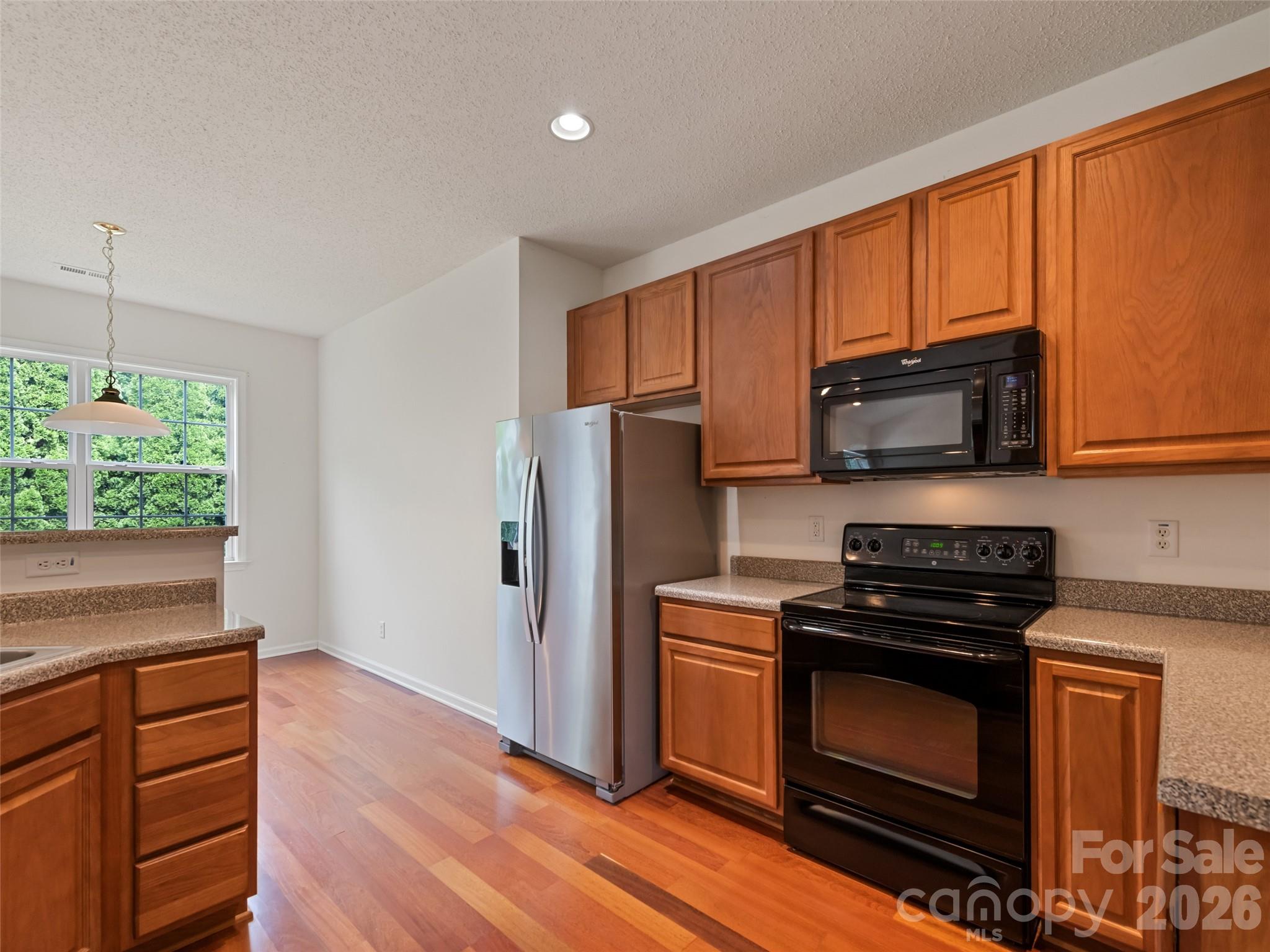 2 Thornwood Court — Arden
