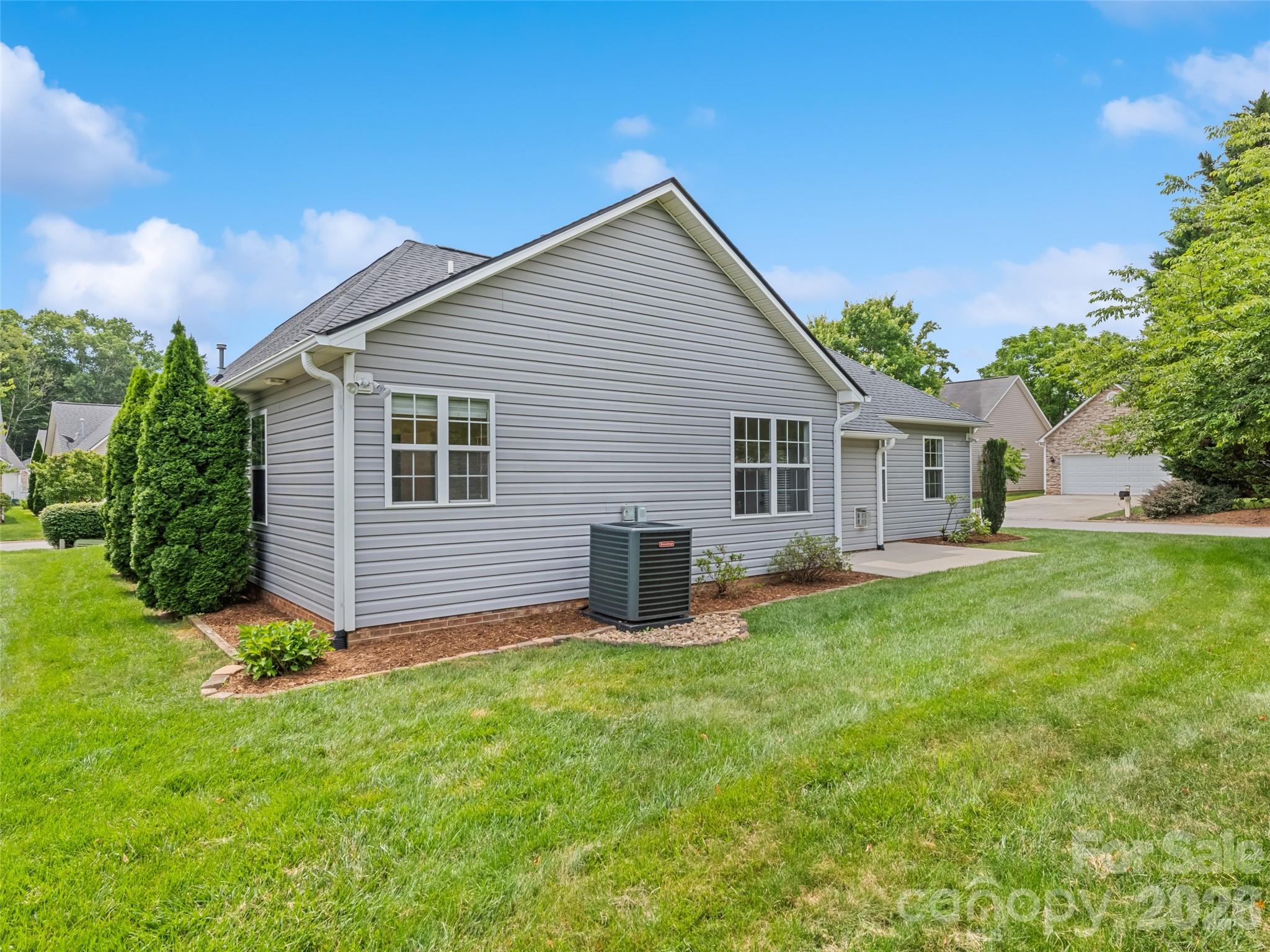 2 Thornwood Court — Arden