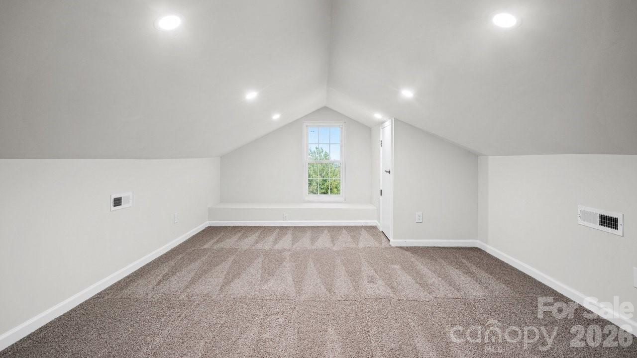 1215 Wilson W Lee Boulevard — Statesville