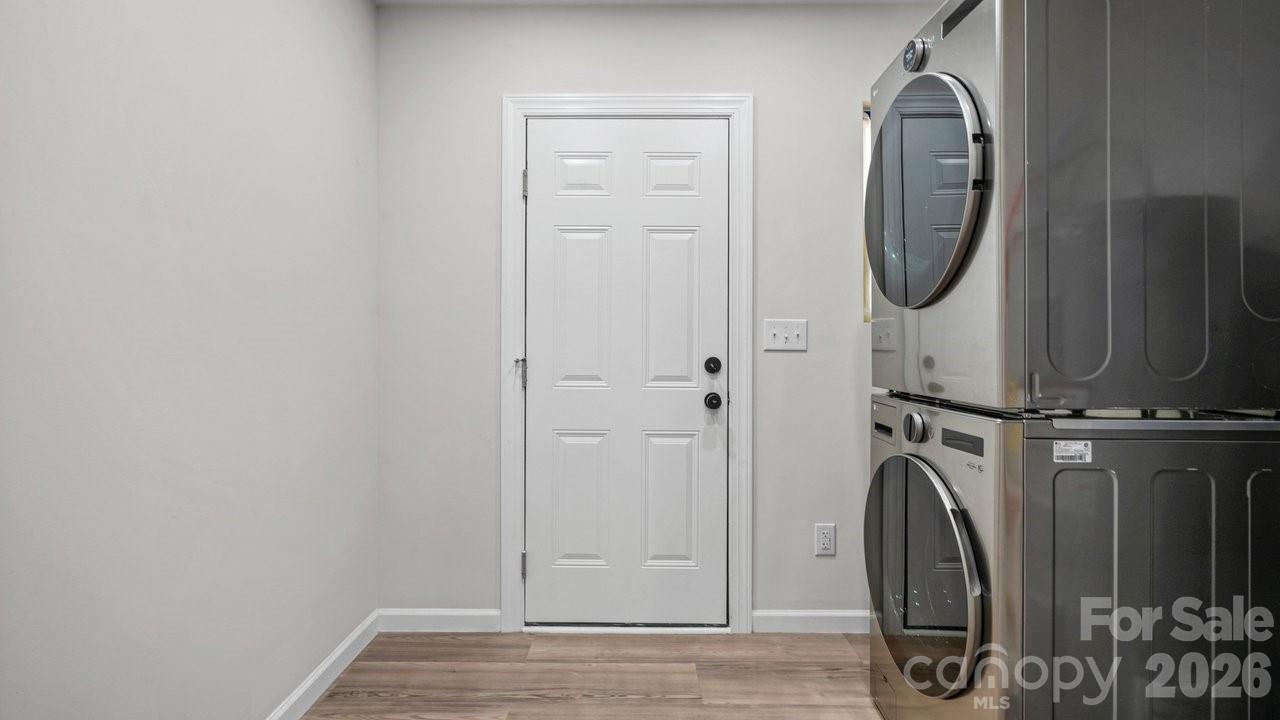 1215 Wilson W Lee Boulevard — Statesville