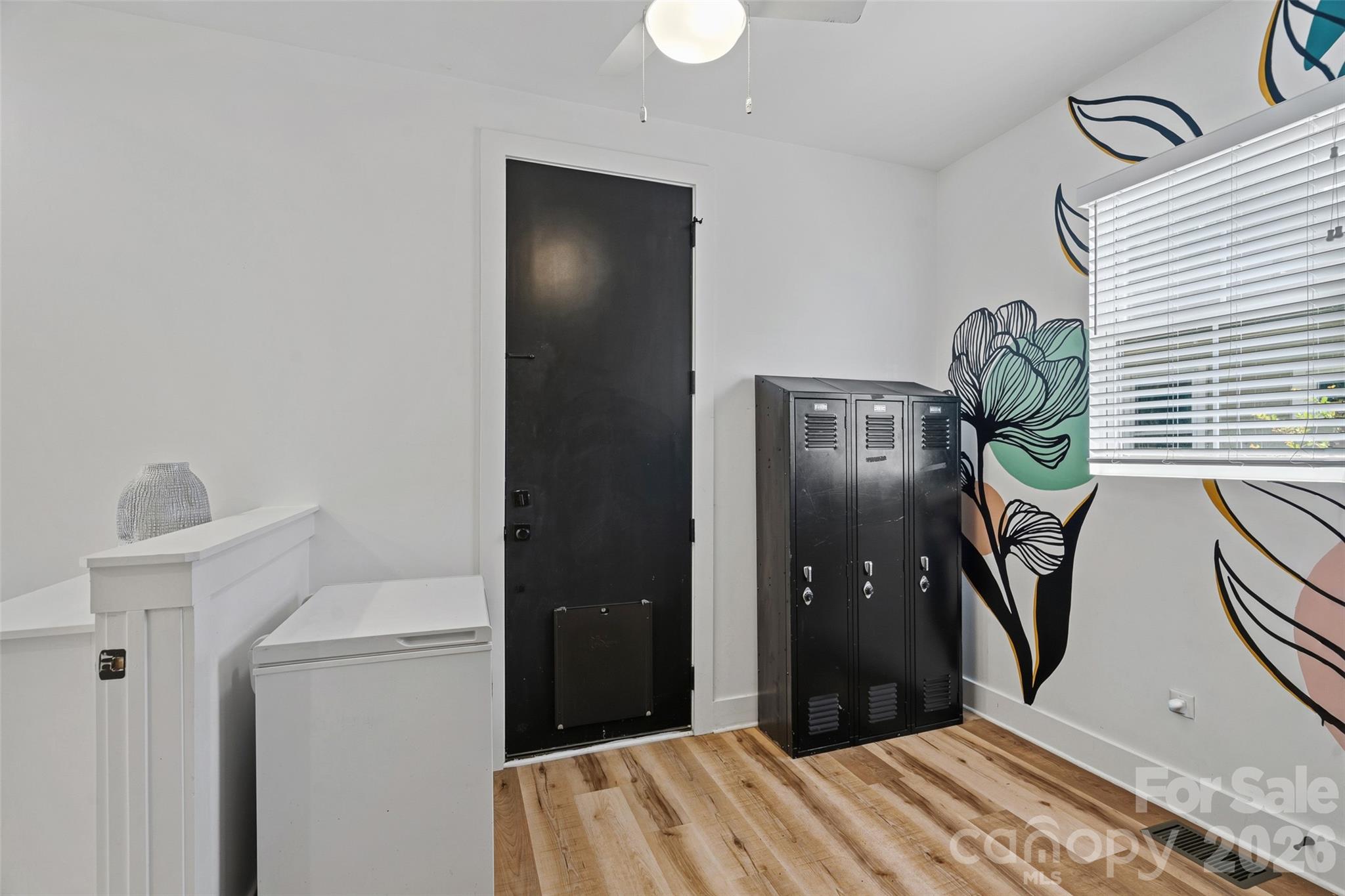 1642 Longfellow Street — Charlotte