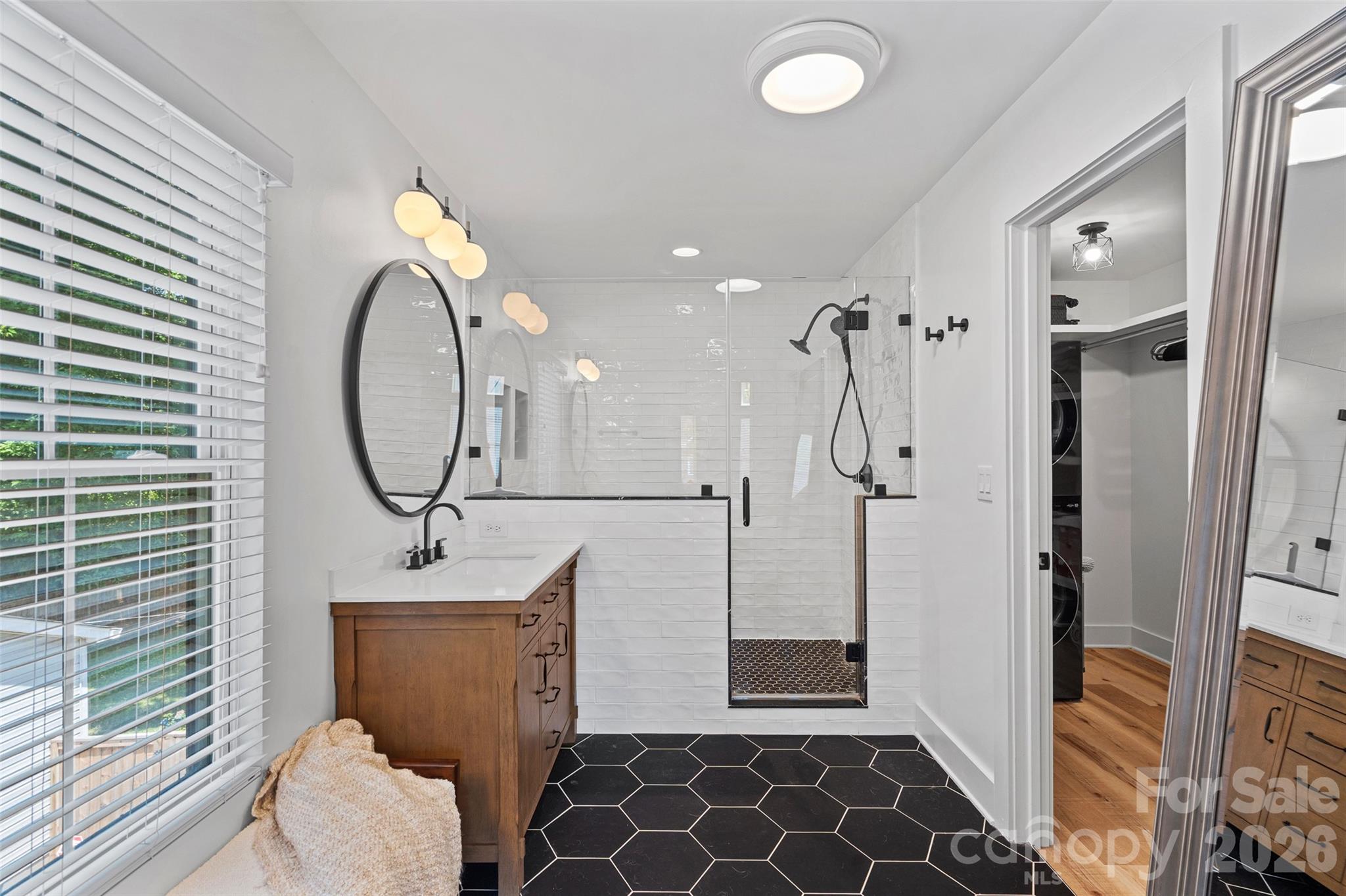 1642 Longfellow Street — Charlotte