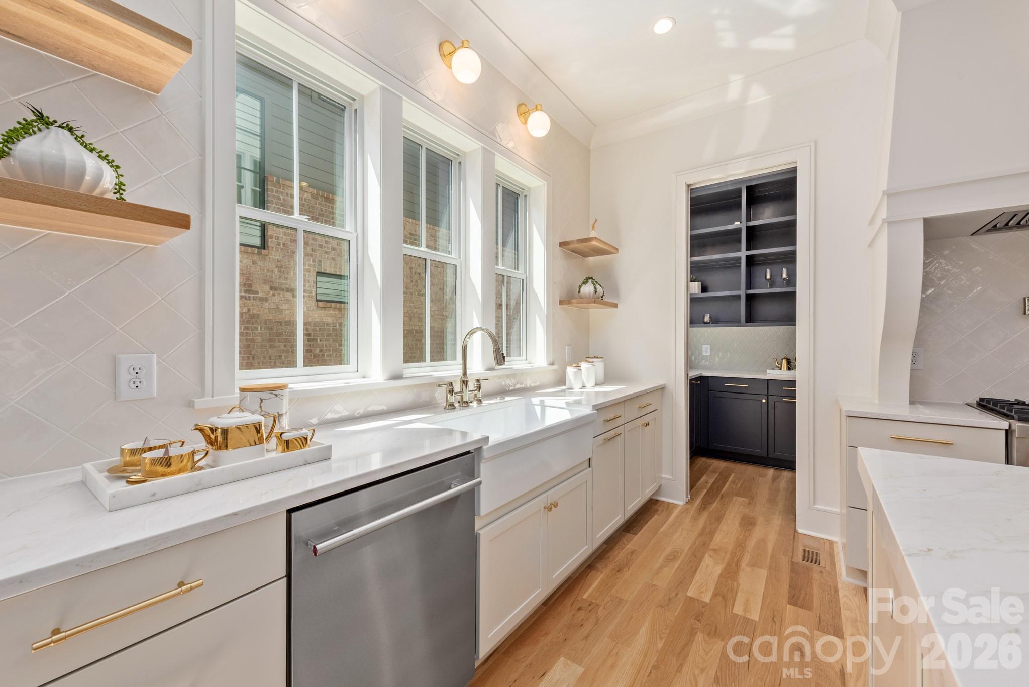 4409 Castleton Road — Charlotte