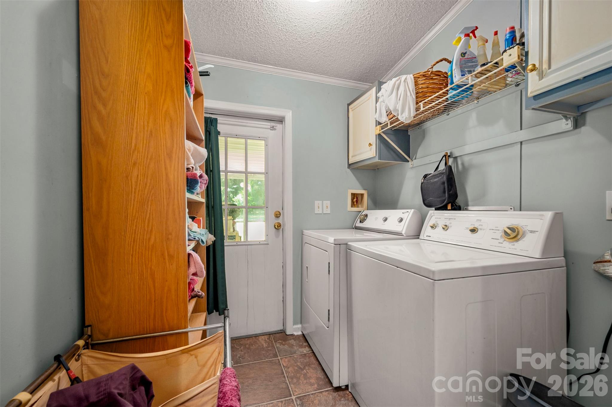 98 Lanning Drive — Columbus
