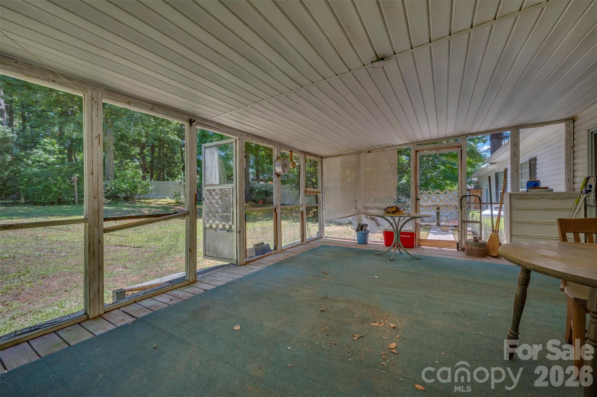 98 Lanning Drive — Columbus
