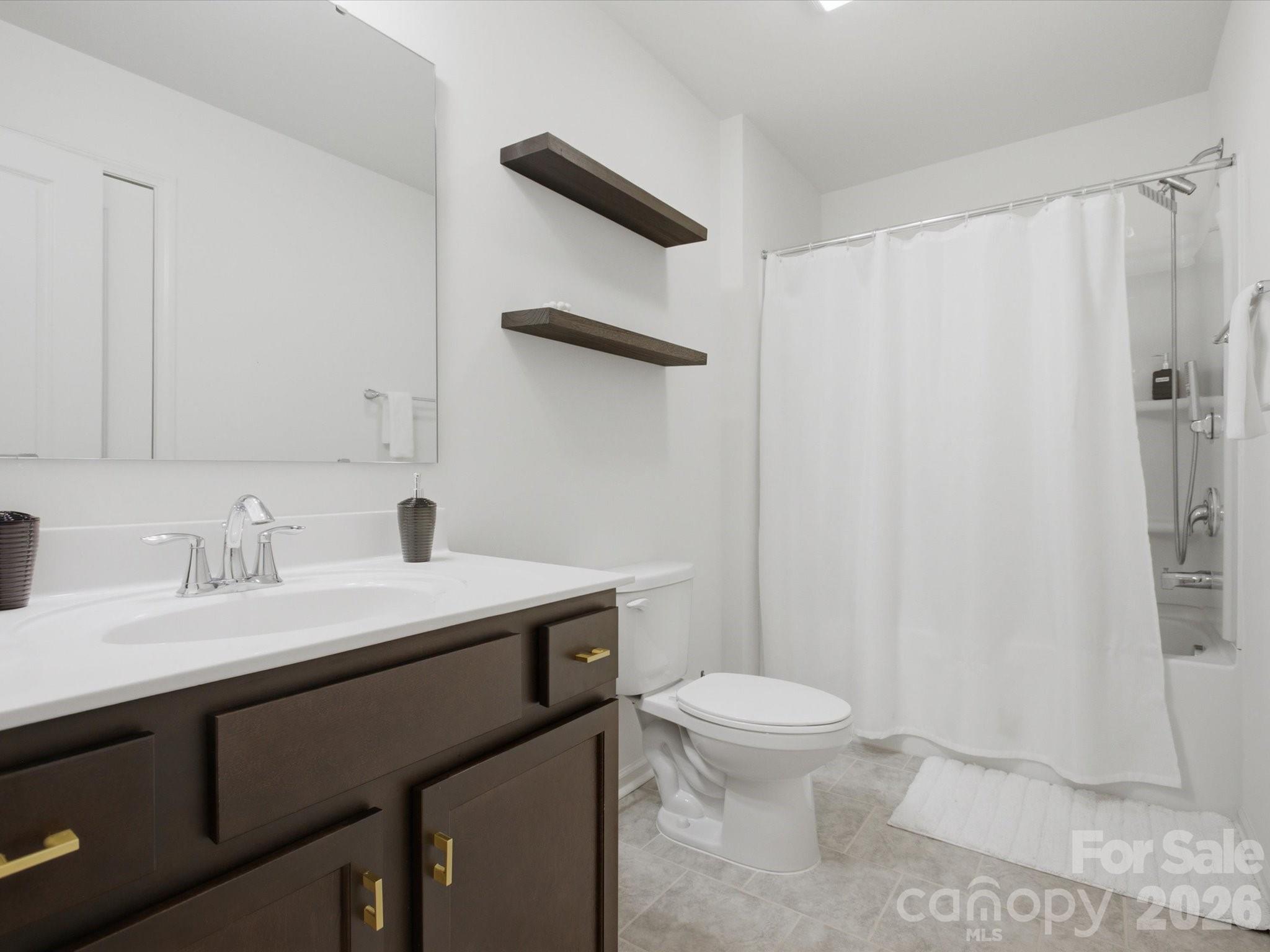 3011 Pinehills Way — Mount Holly