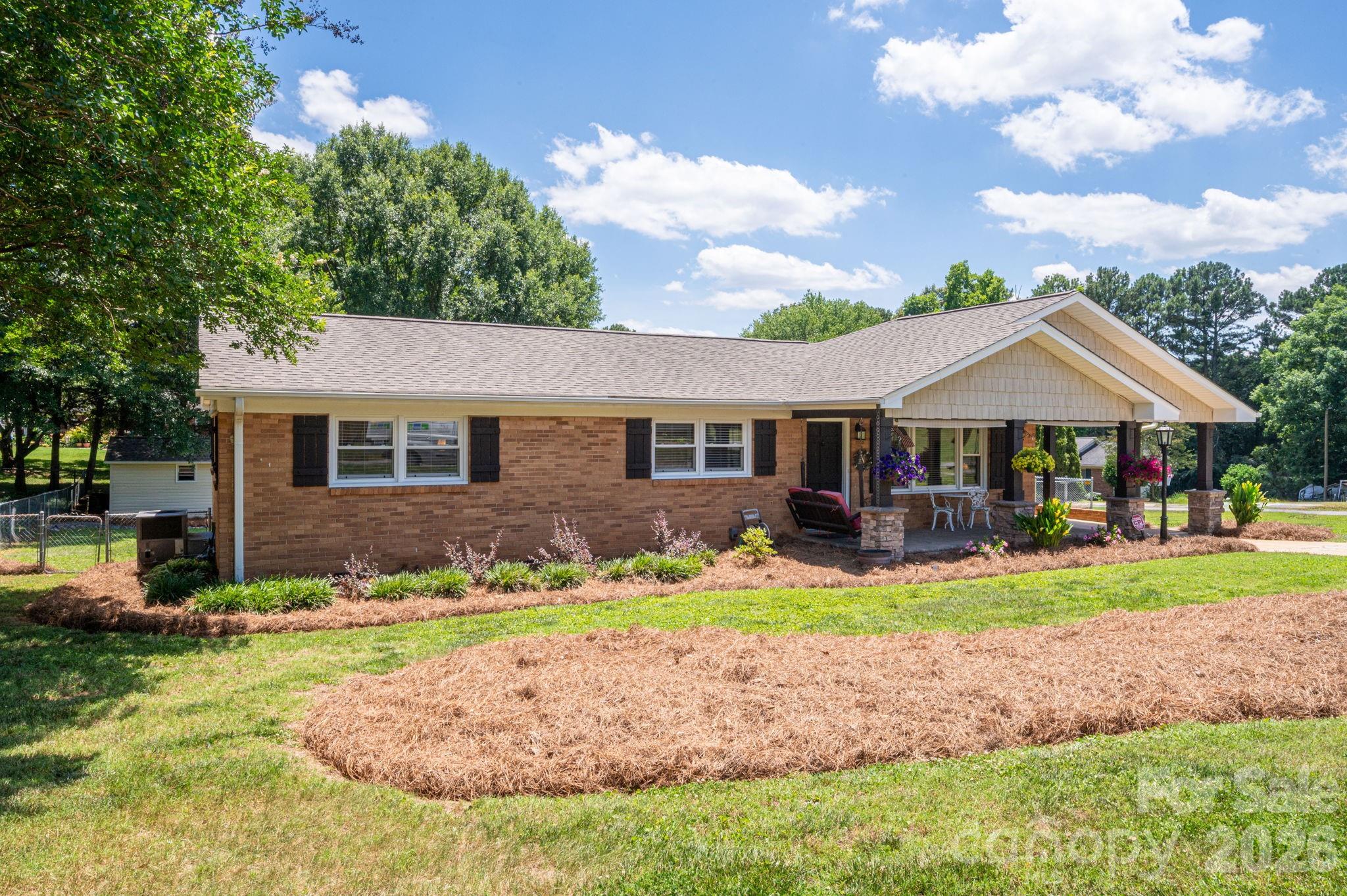 601 Wren Road — Gastonia