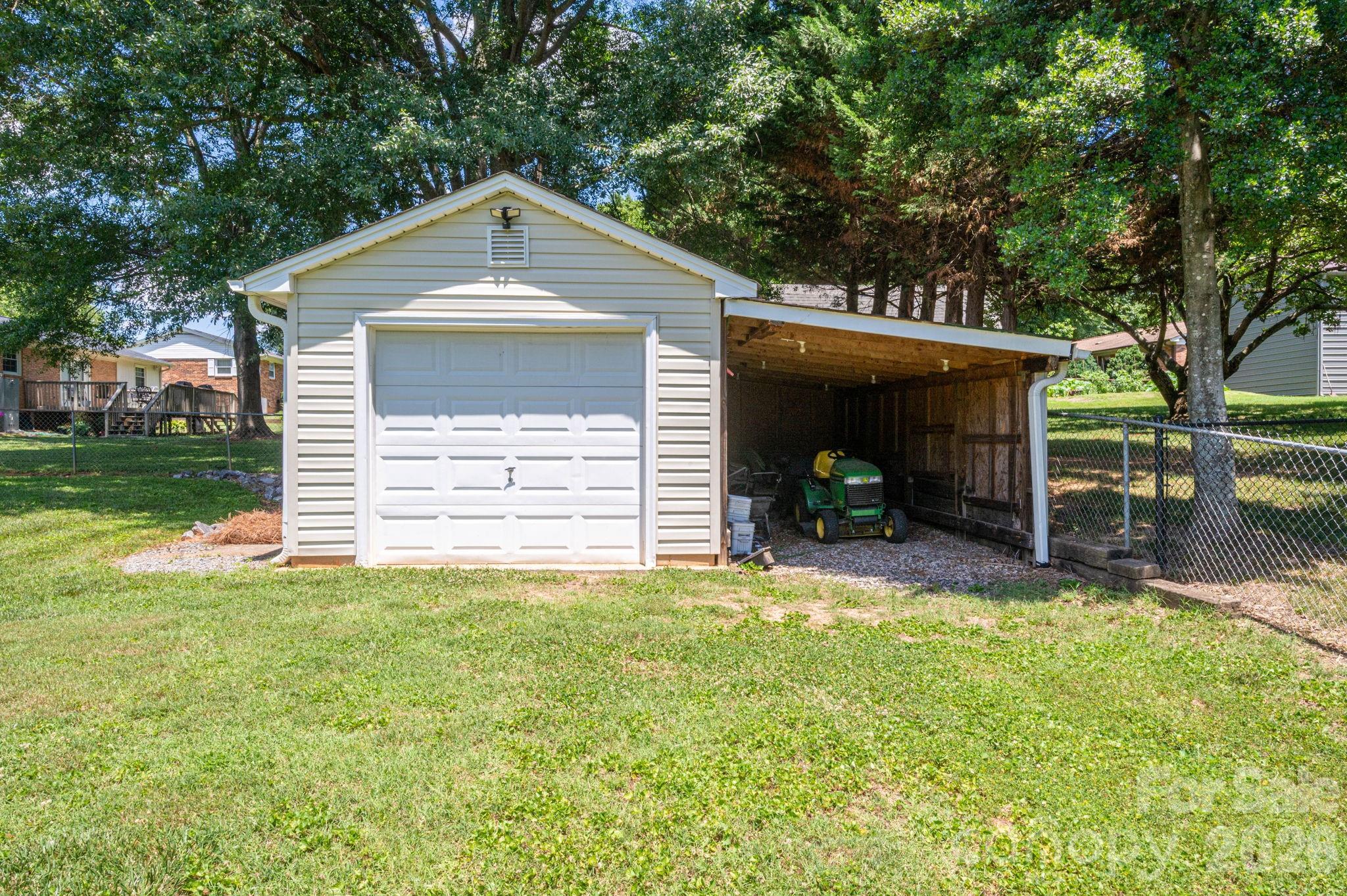 601 Wren Road — Gastonia