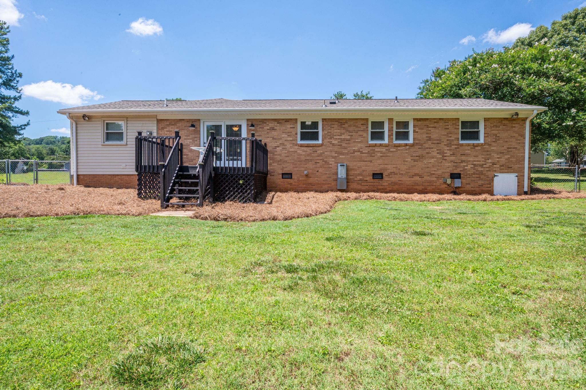 601 Wren Road — Gastonia