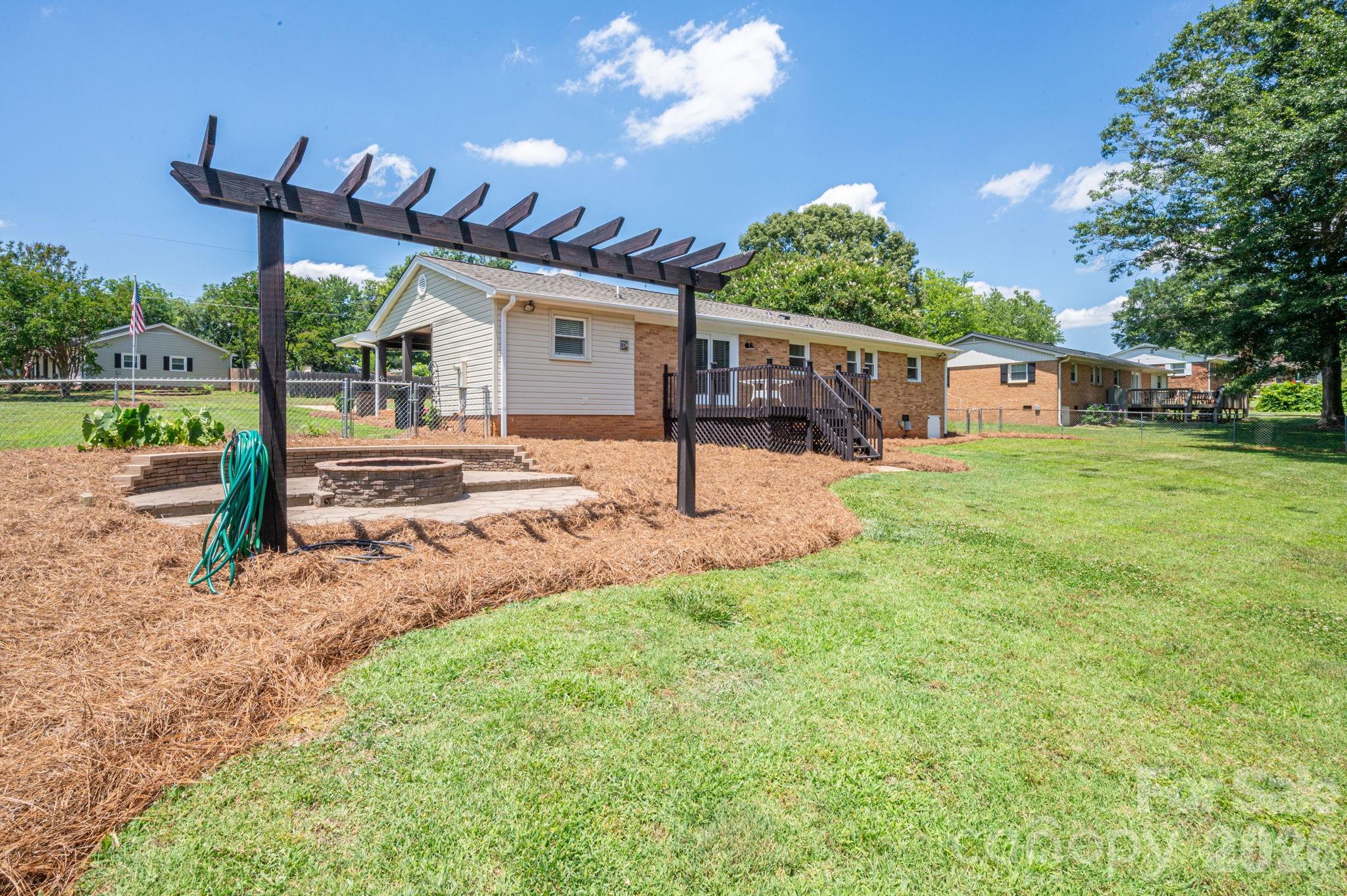 601 Wren Road — Gastonia