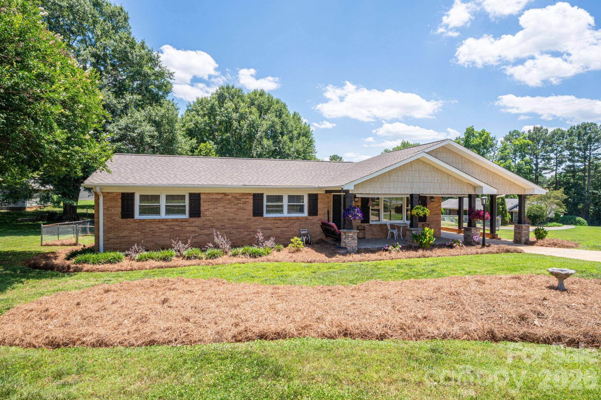 601 Wren Road — Gastonia
