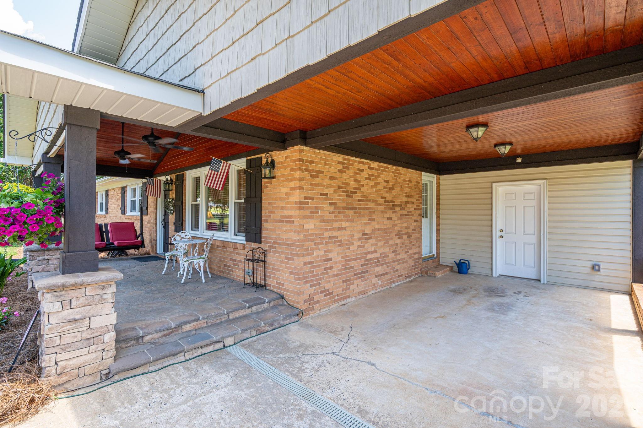601 Wren Road — Gastonia