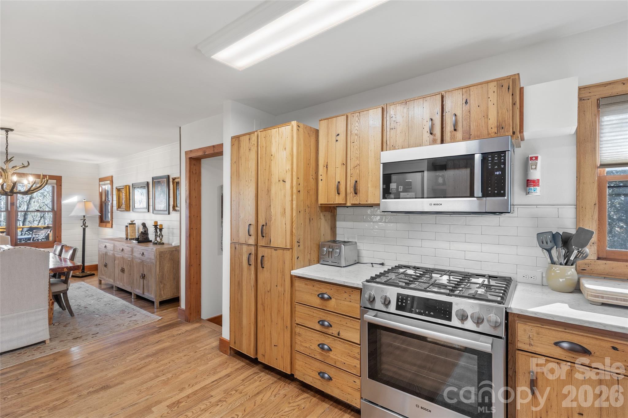 85 & 95 Ralph Thomas Road — Highlands