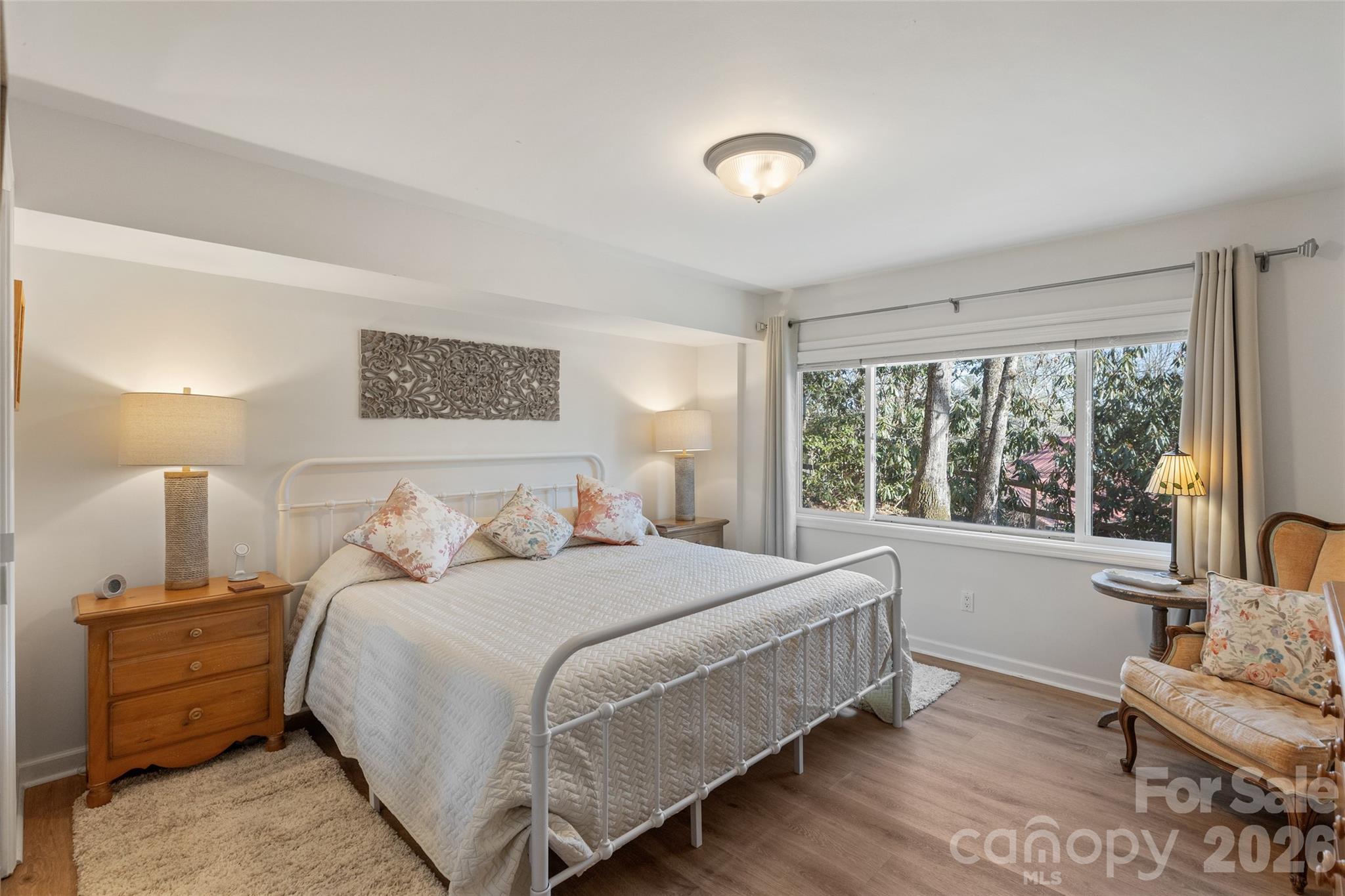 85 & 95 Ralph Thomas Road — Highlands