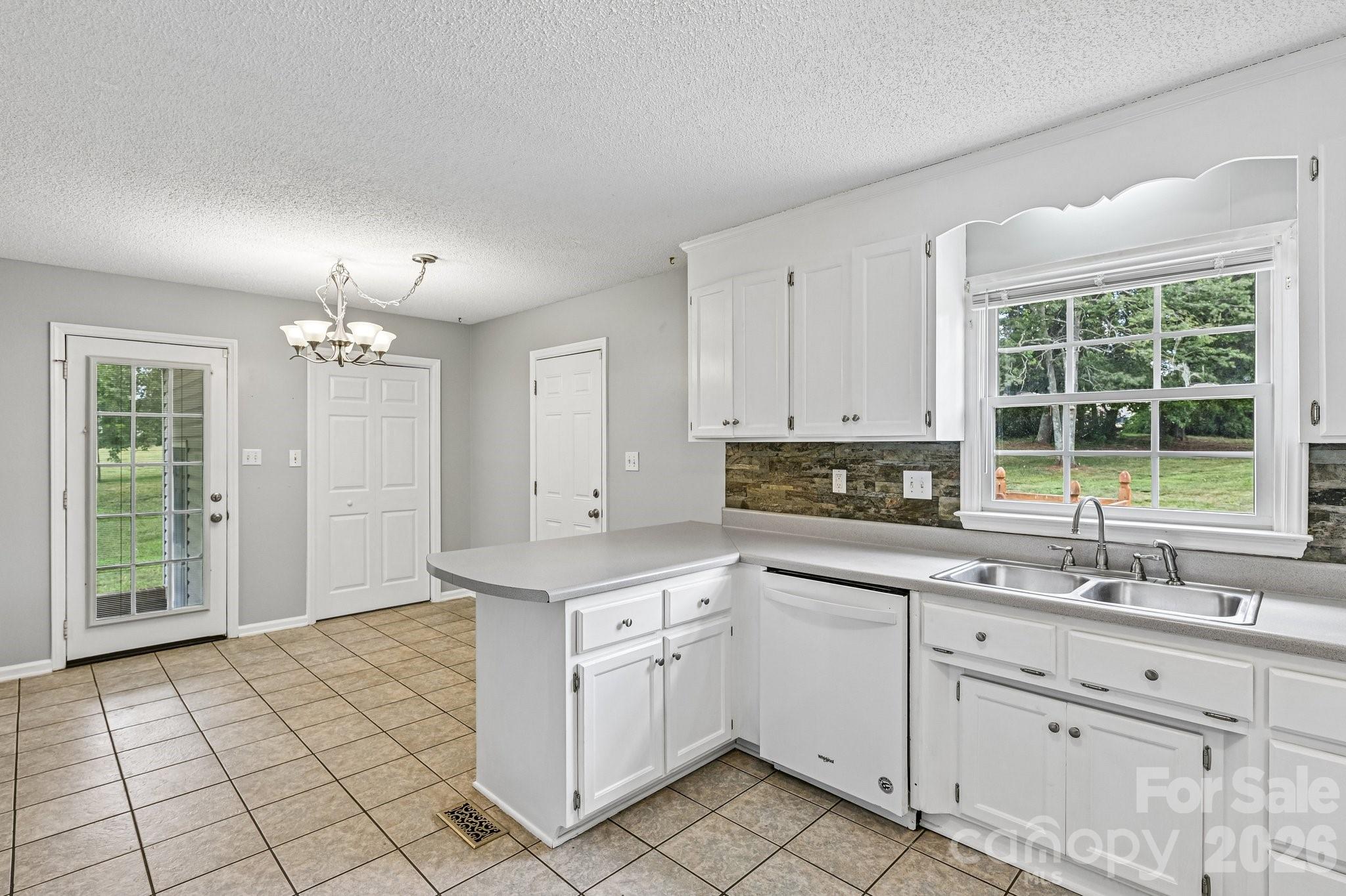 738 Mcdaniel Road — Kings Mountain