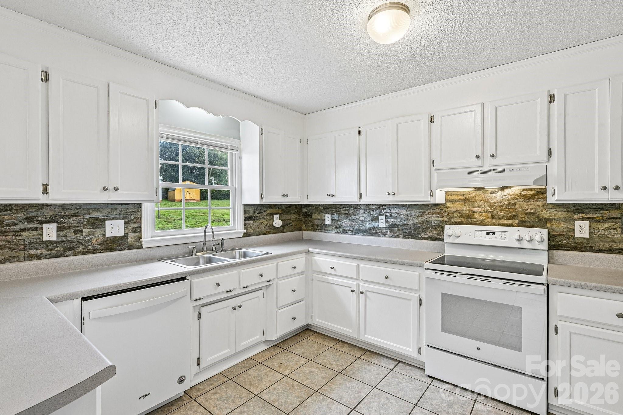738 Mcdaniel Road — Kings Mountain