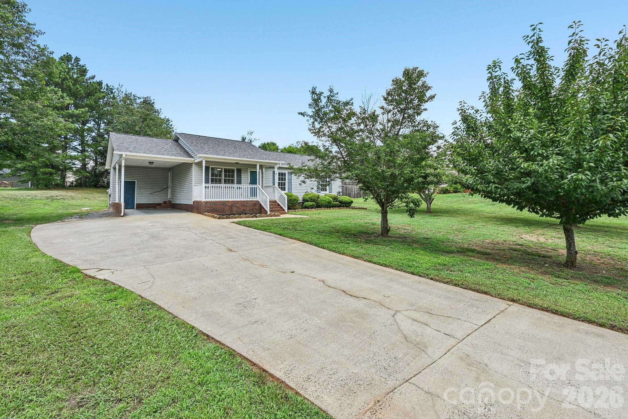 738 Mcdaniel Road — Kings Mountain