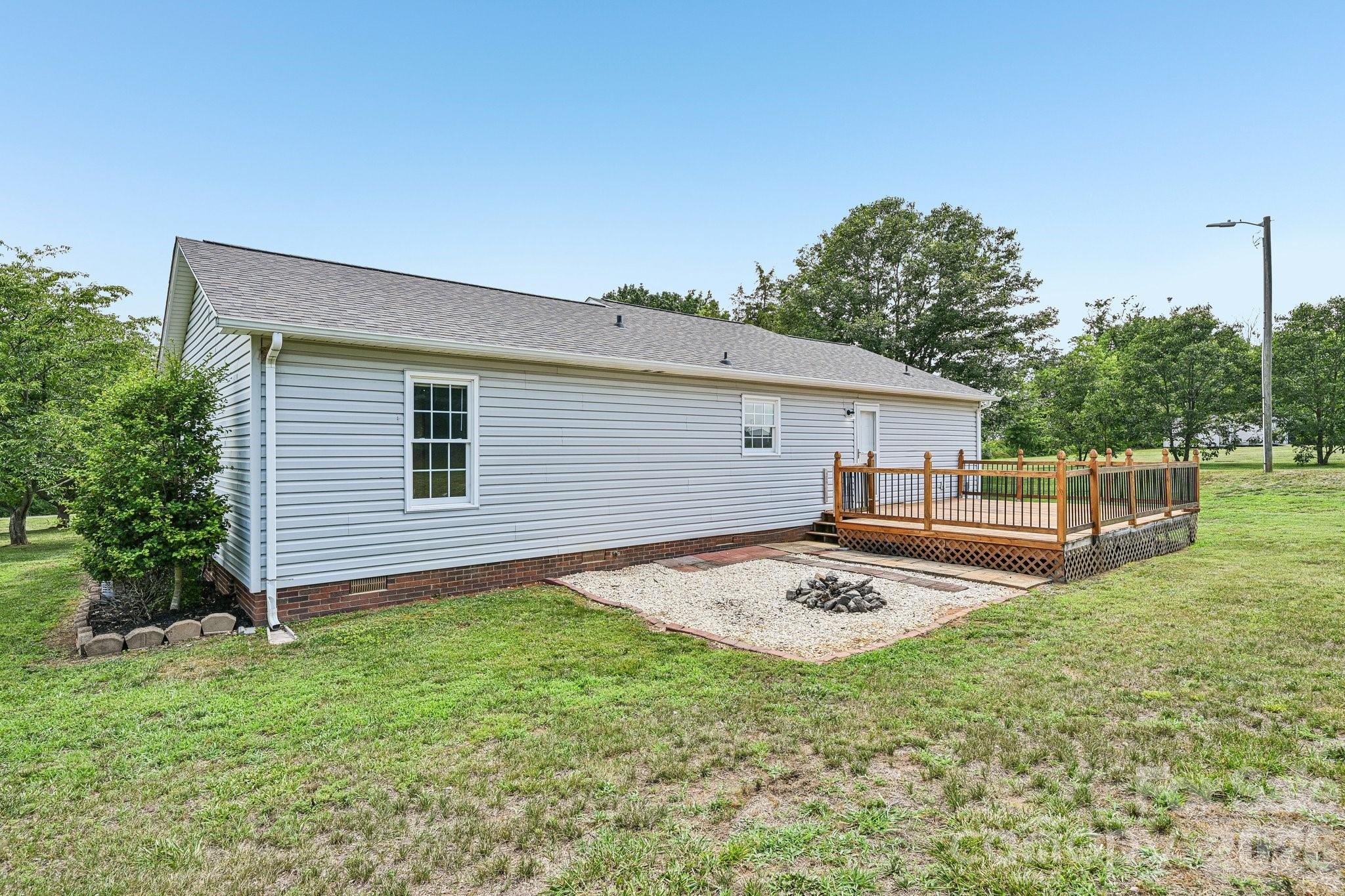738 Mcdaniel Road — Kings Mountain