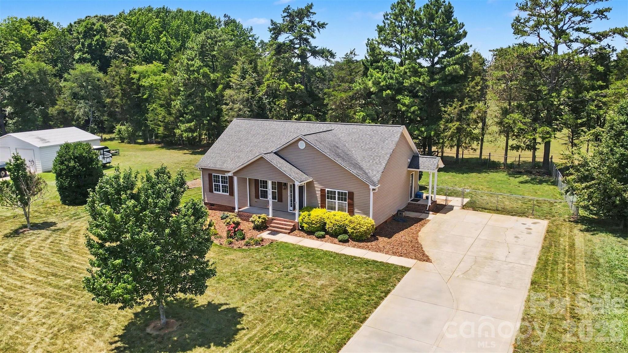 510 Grace Church Lane — Belmont