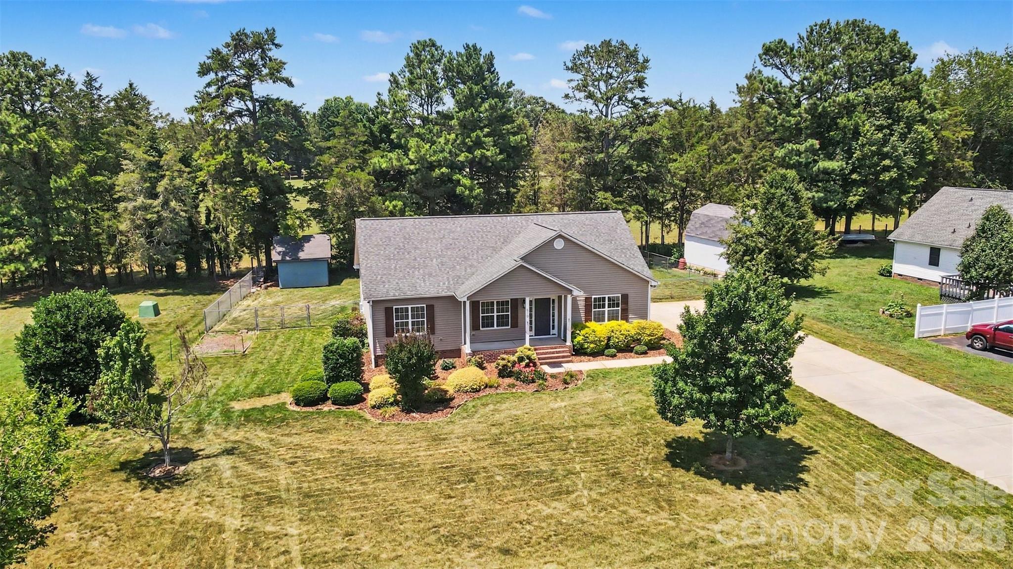 510 Grace Church Lane — Belmont