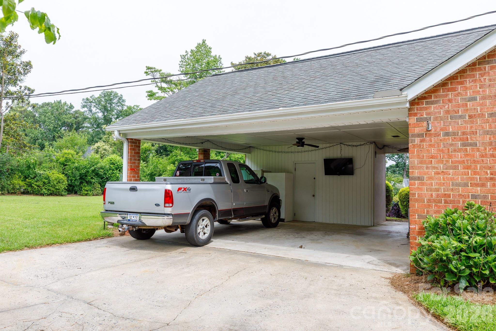 2057 Hempstead Road — Rock Hill