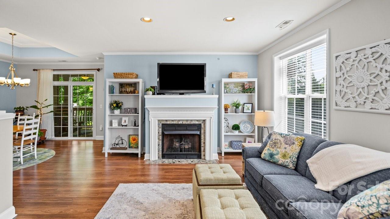 9069 Rosalyn Glen Road — Cornelius