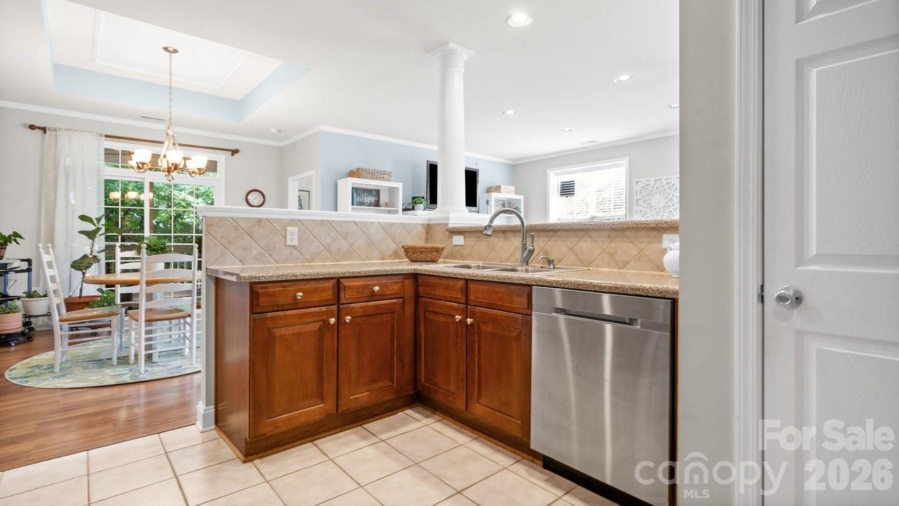 9069 Rosalyn Glen Road — Cornelius