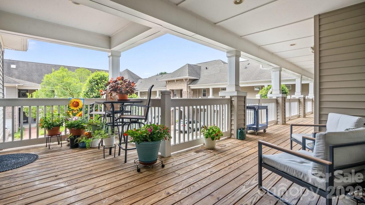 9069 Rosalyn Glen Road — Cornelius
