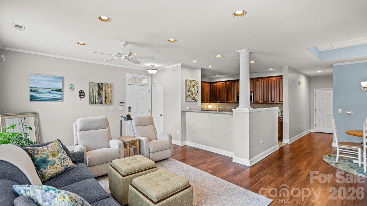 9069 Rosalyn Glen Road — Cornelius