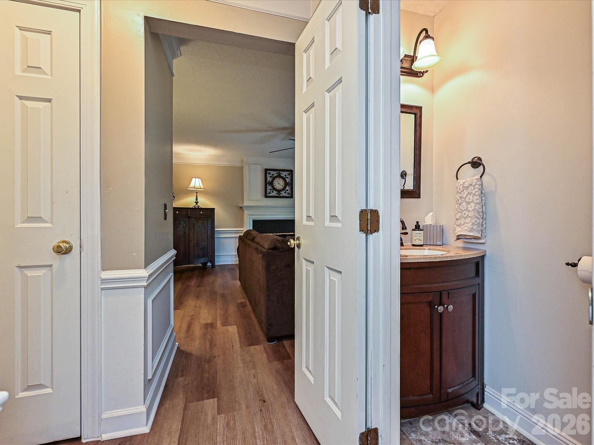 8717 Doe Path Lane — Huntersville
