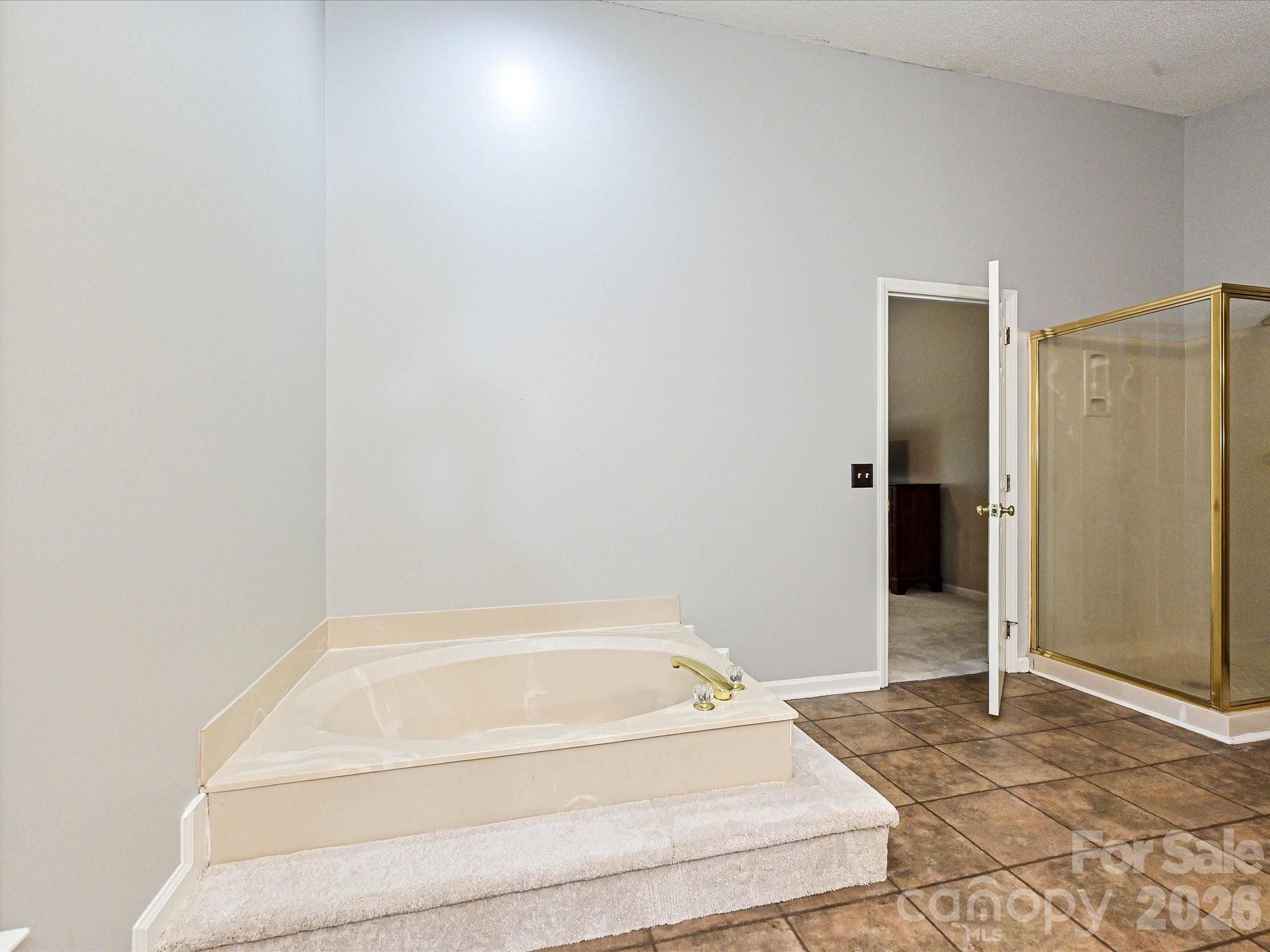 8717 Doe Path Lane — Huntersville